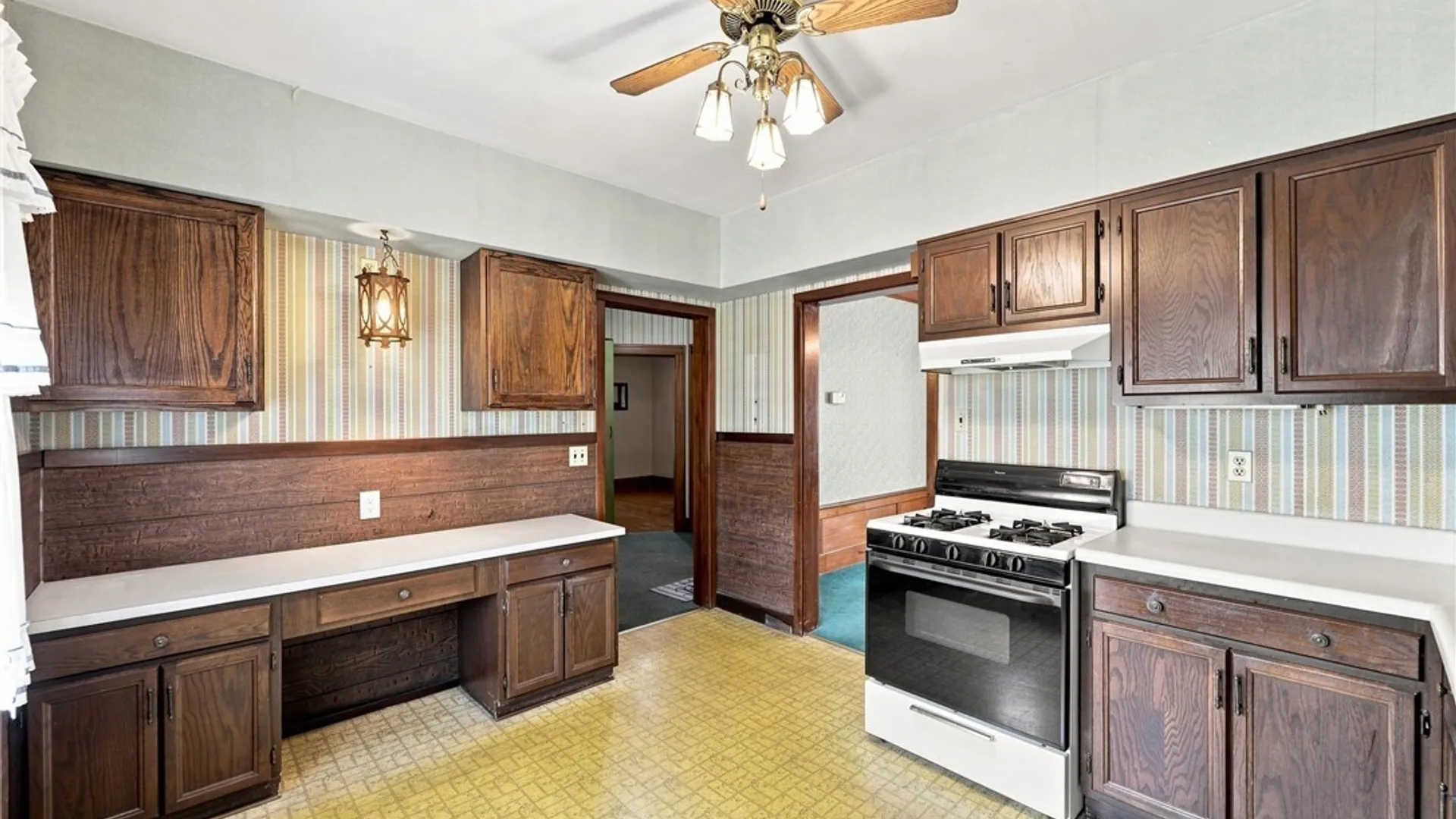 Property at 27 Ludington Street, Buffalo, NY 14206 14