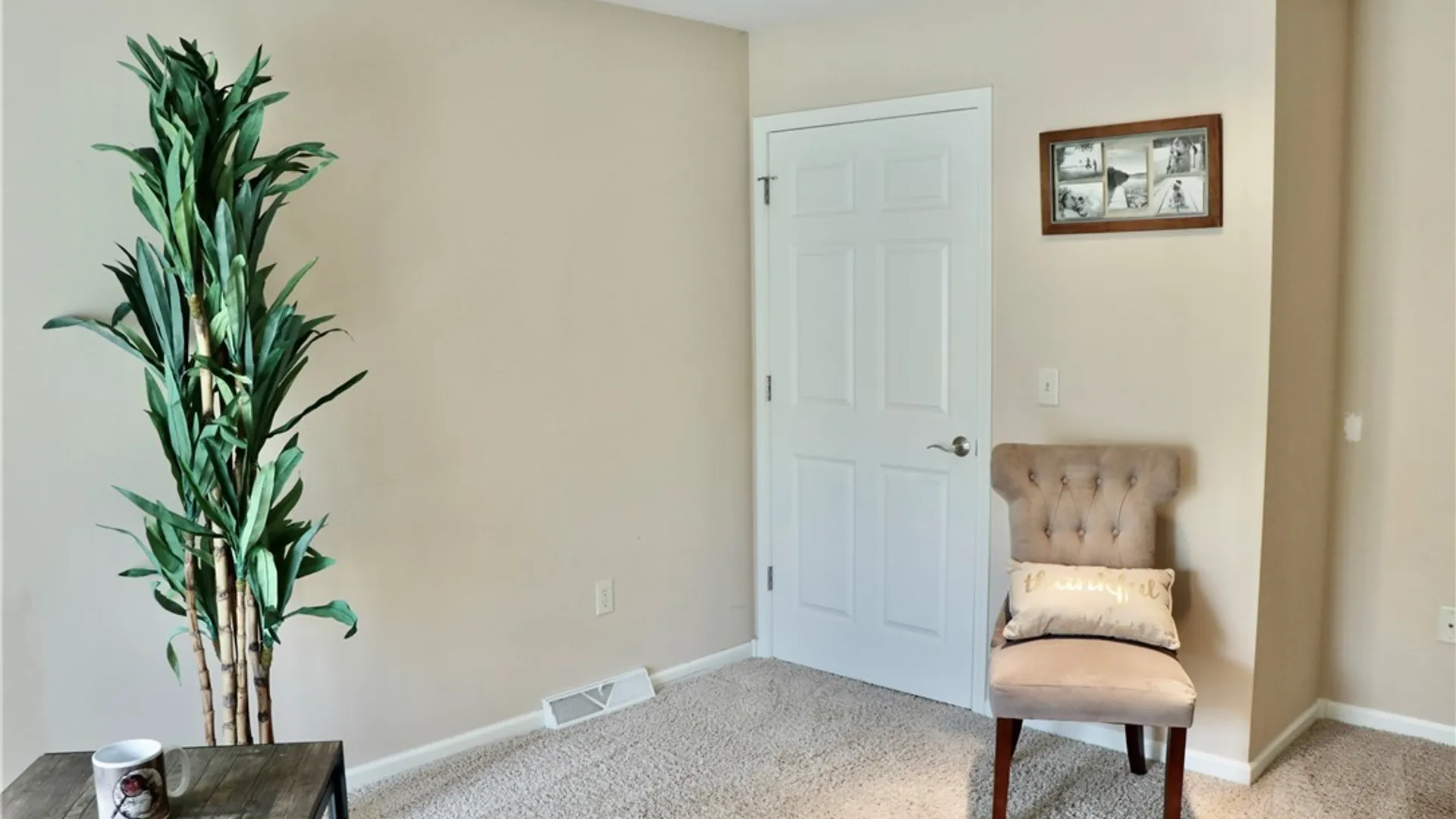 Property at 40 Nursery Lane, Syracuse, NY 13210 8
