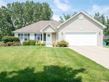 Property at 16 Garnet Drive, Cheektowaga, NY 14227