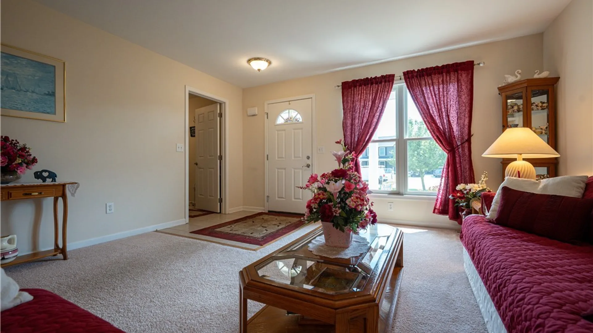 Property at 16 Garnet Drive, Cheektowaga, NY 14227 4