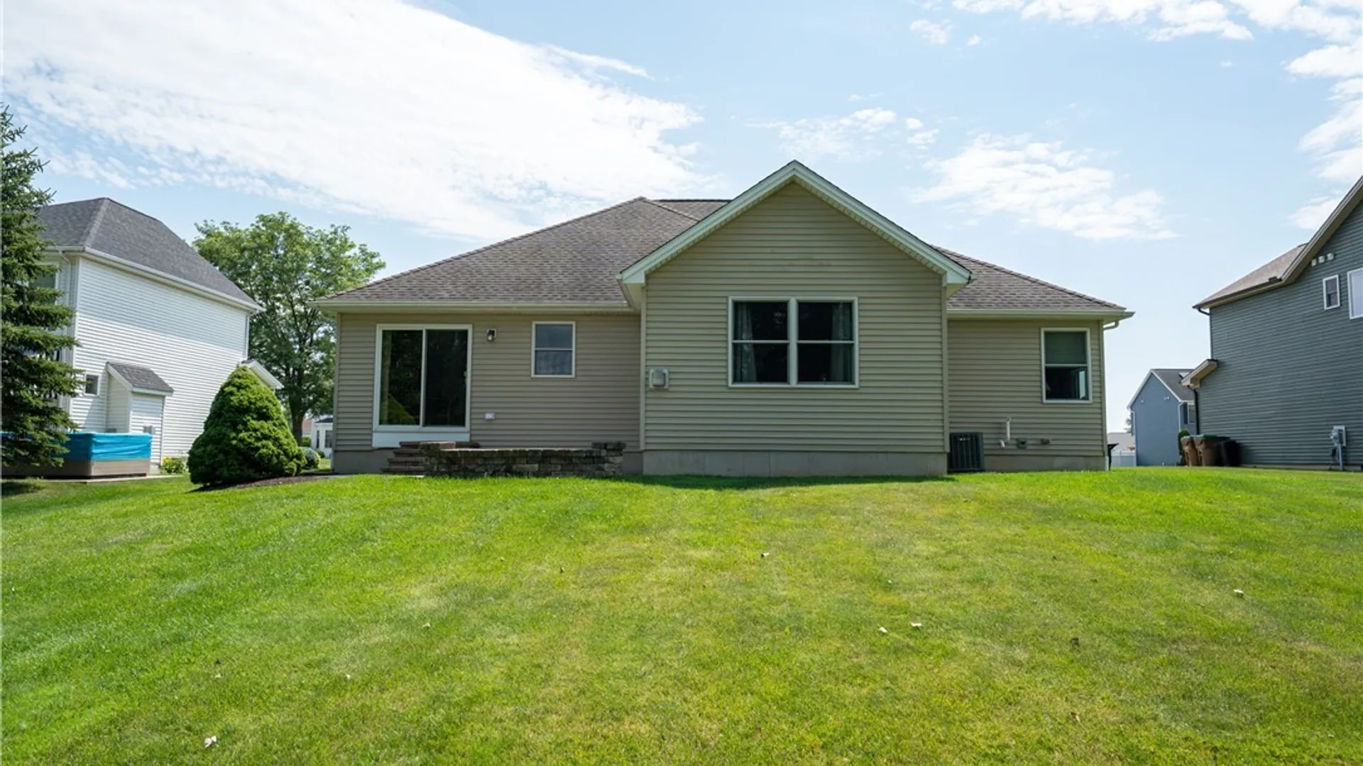 Property at 16 Garnet Drive, Cheektowaga, NY 14227 47