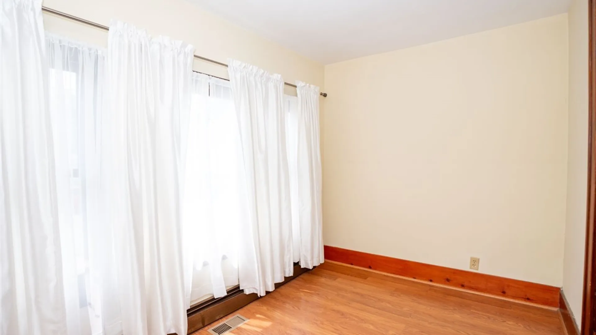 Property at 30 Modern Avenue, Lackawanna, NY 14218 10