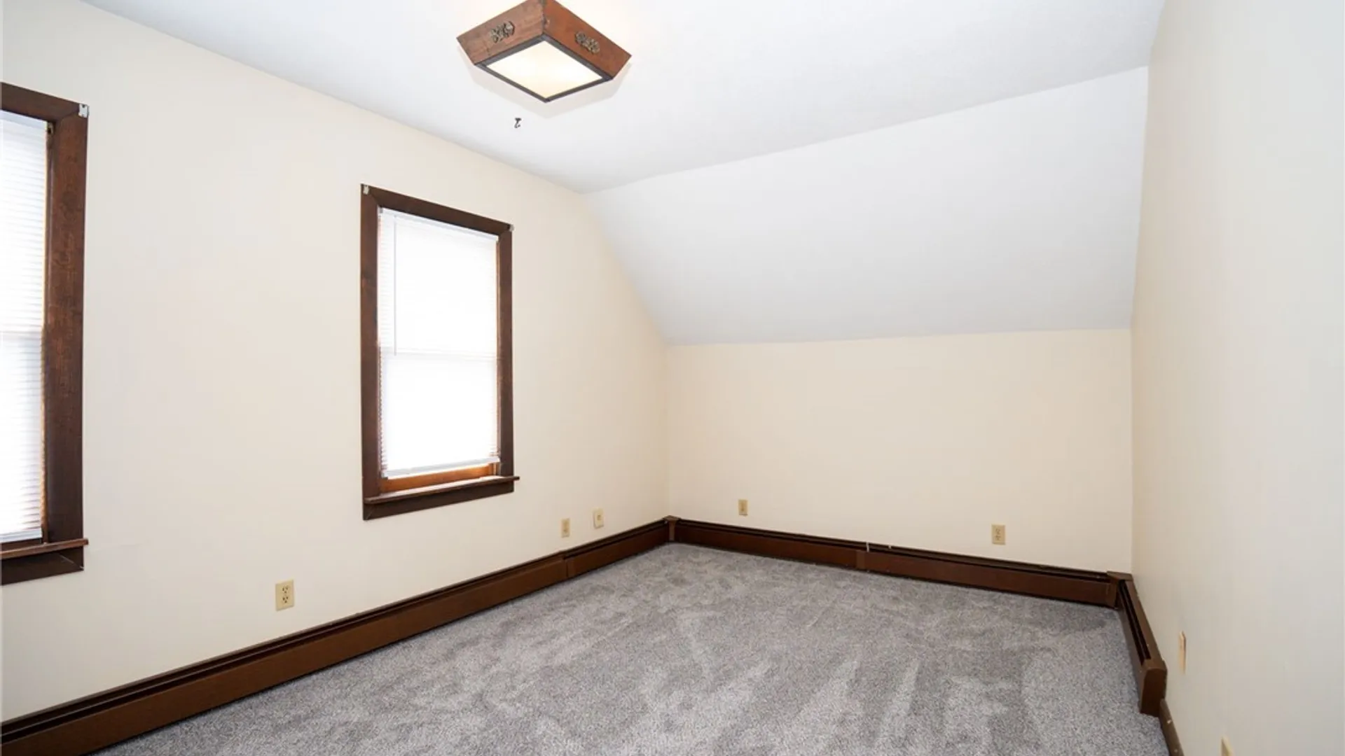 Property at 30 Modern Avenue, Lackawanna, NY 14218 26