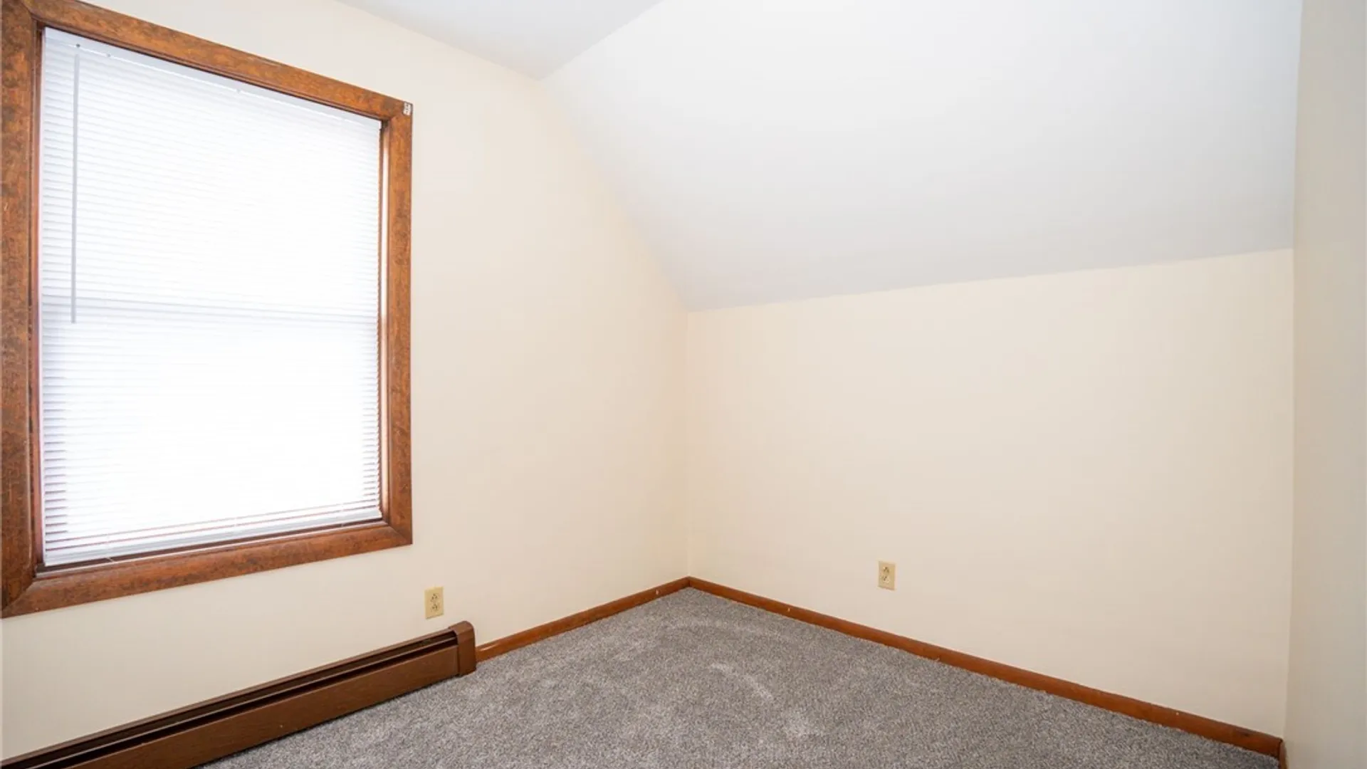Property at 30 Modern Avenue, Lackawanna, NY 14218 31