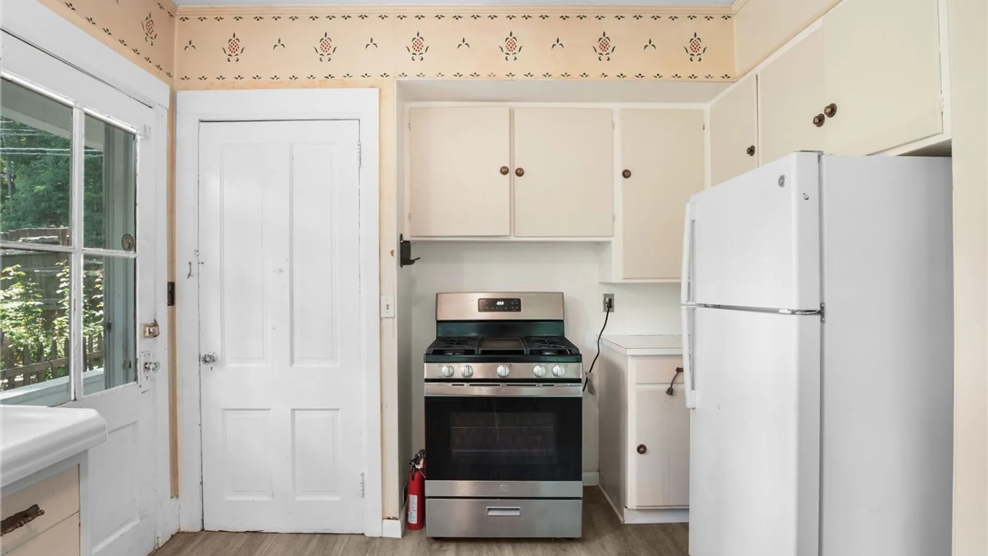 Property at 121 Elm Street, Ithaca City, NY 14850 14