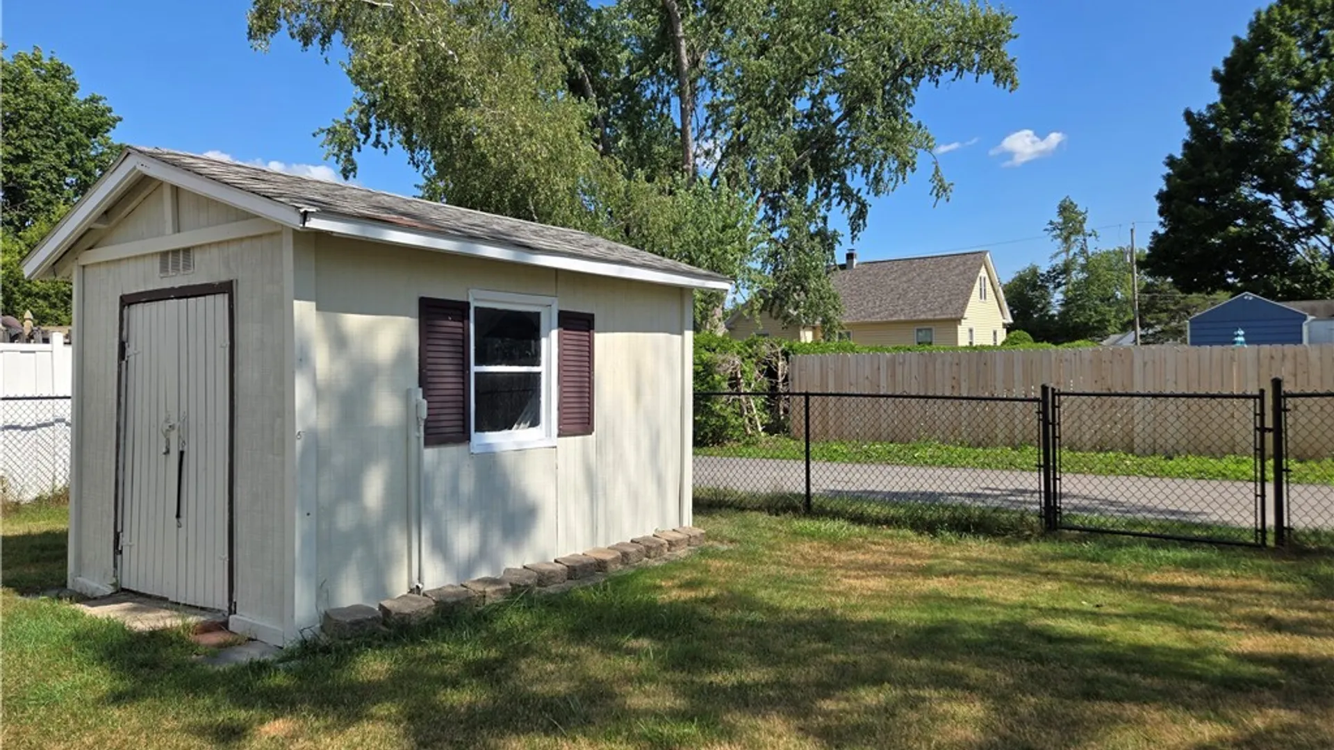 Property at 1004 Sherman Avenue, Rome, NY 13440 25