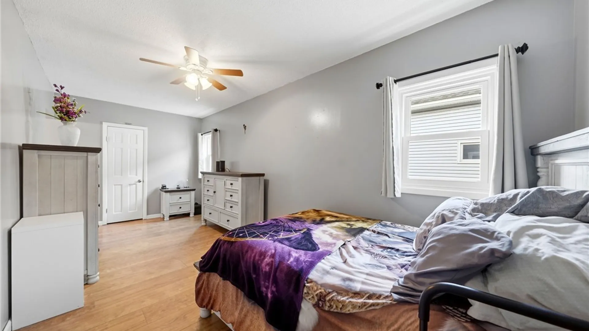 Property at 42 Wichita Road, West Seneca, NY 14224 21