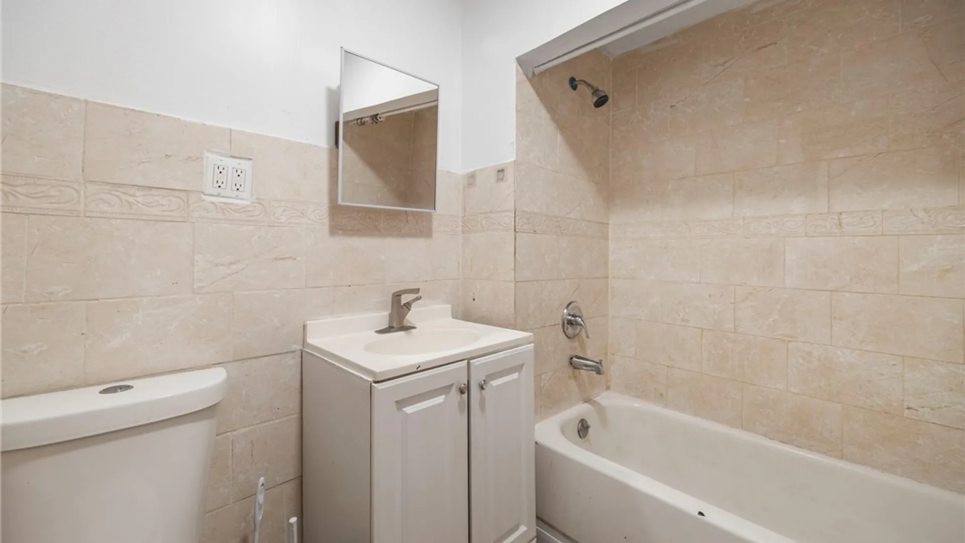 Property at 15 Cambridge Avenue, Buffalo, NY 14215 23