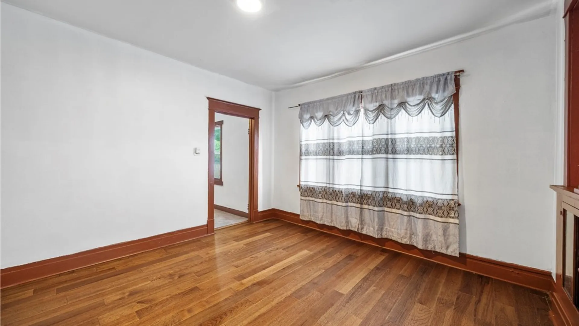 Property at 15 Cambridge Avenue, Buffalo, NY 14215 13