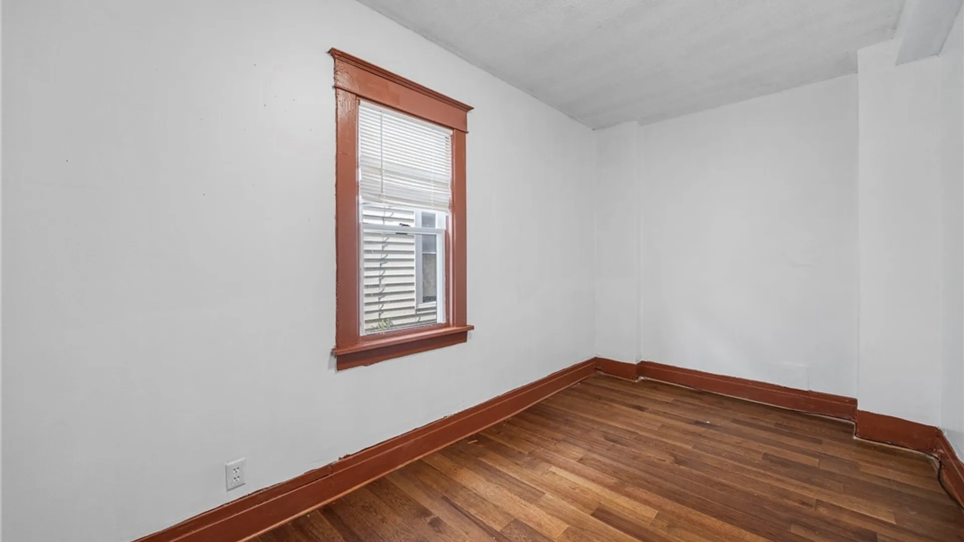 Property at 15 Cambridge Avenue, Buffalo, NY 14215 15