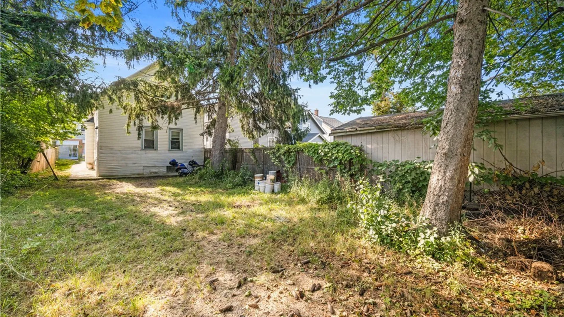 Property at 15 Cambridge Avenue, Buffalo, NY 14215 35