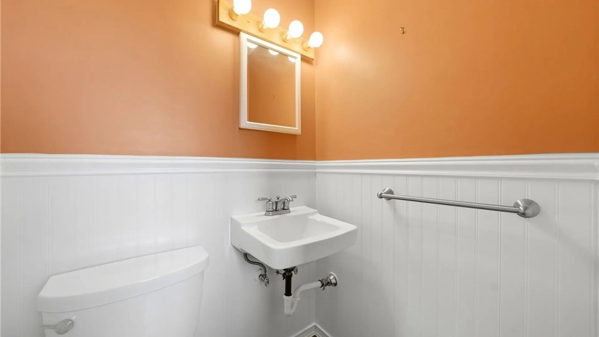 Property at 82 Impala Parkway, Lancaster, NY 14086 25