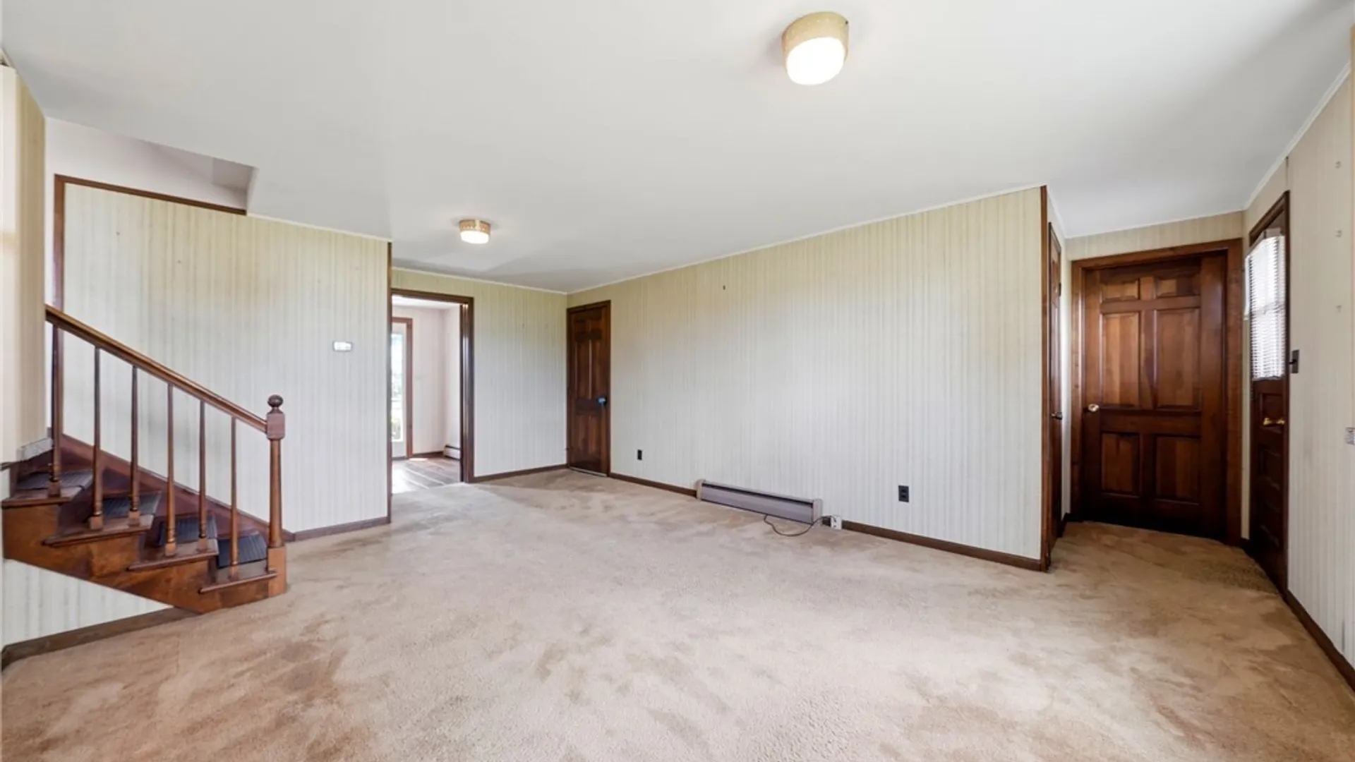 Property at 82 Impala Parkway, Lancaster, NY 14086 5