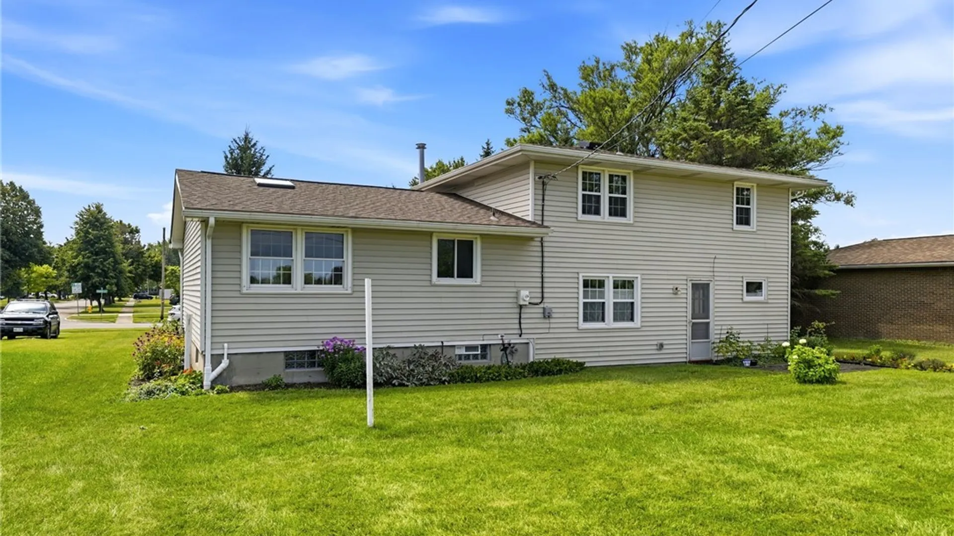 Property at 82 Impala Parkway, Lancaster, NY 14086 47