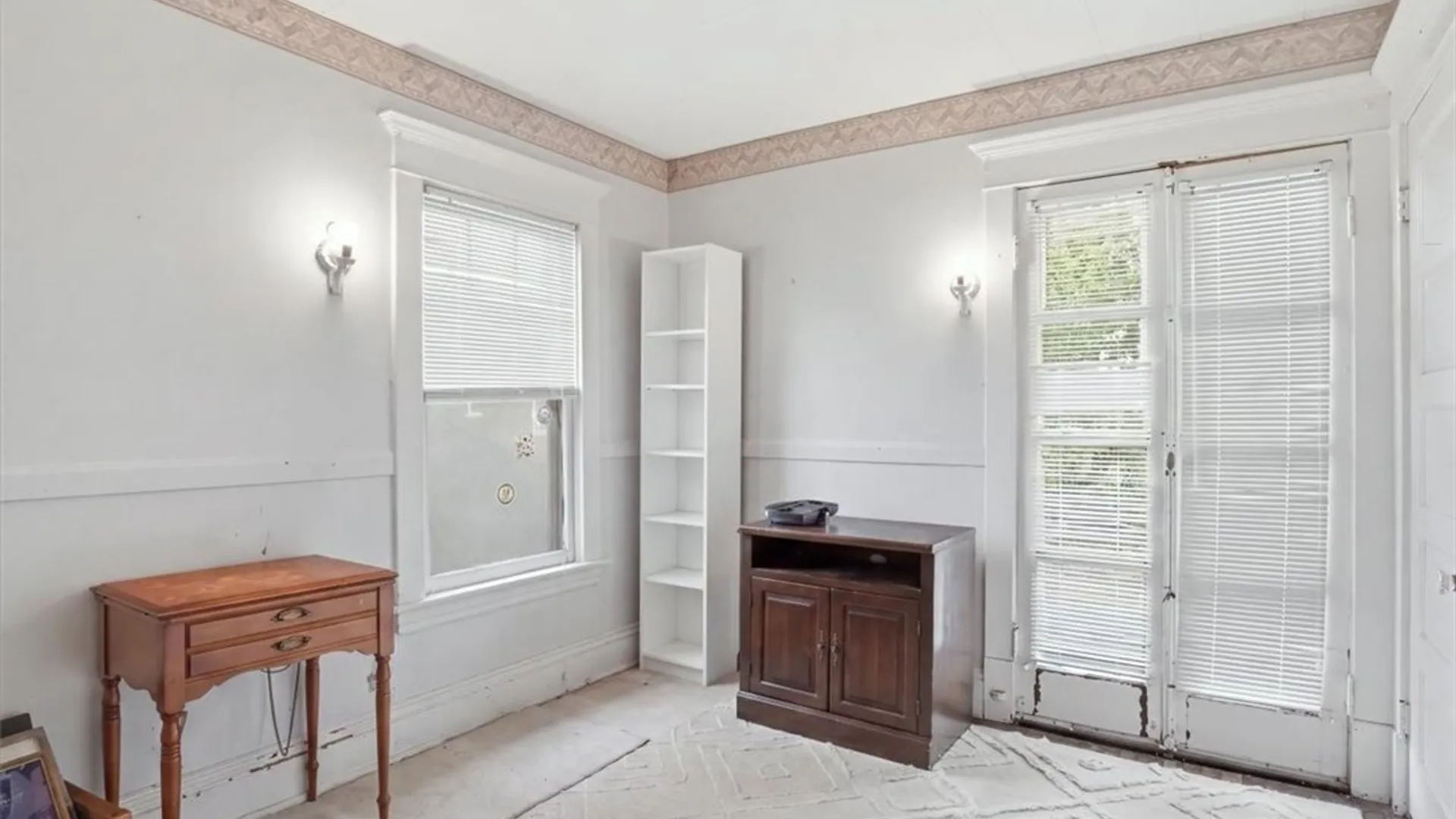Property at 18 Florence Avenue, Buffalo, NY 14214 23