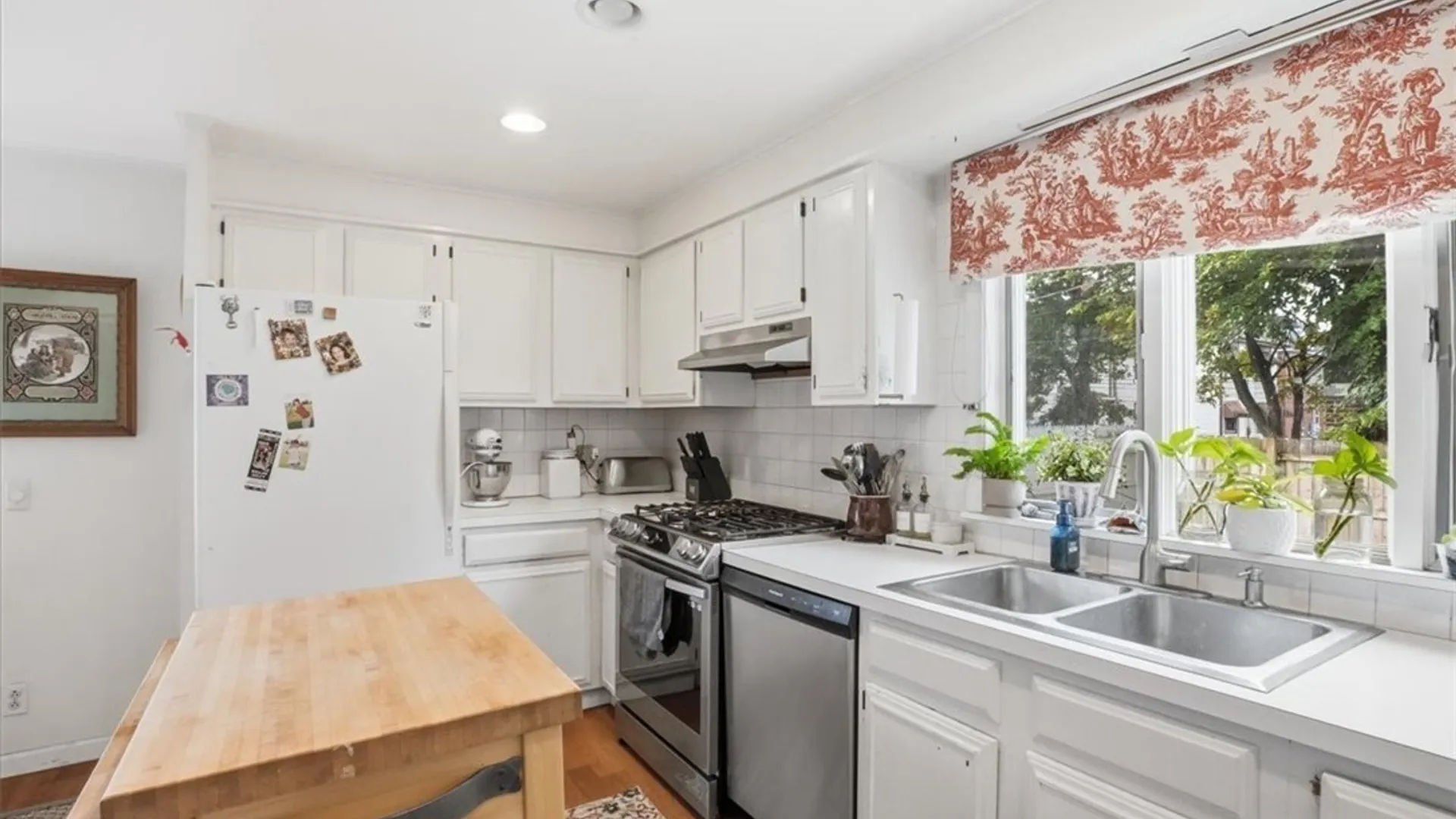 Property at 18 Florence Avenue, Buffalo, NY 14214 13