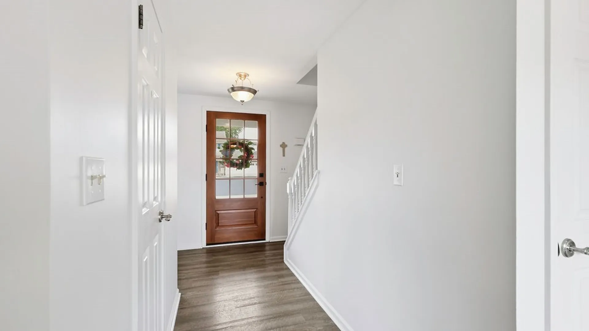 Property at 4257 Mayfair Circle, Clay, NY 13090 25
