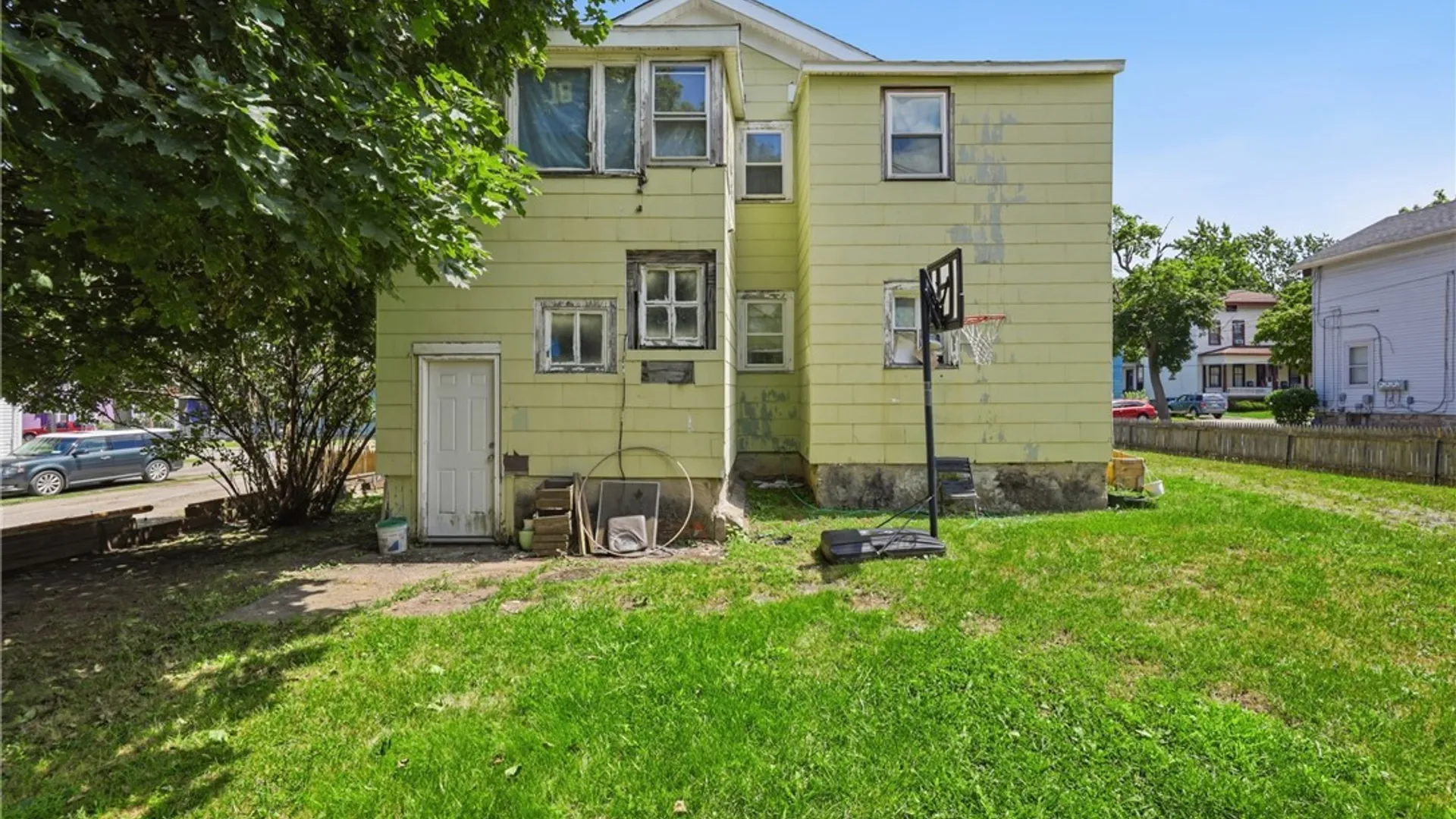 Property at 16 Park Place, Lockport City, NY 14094 24