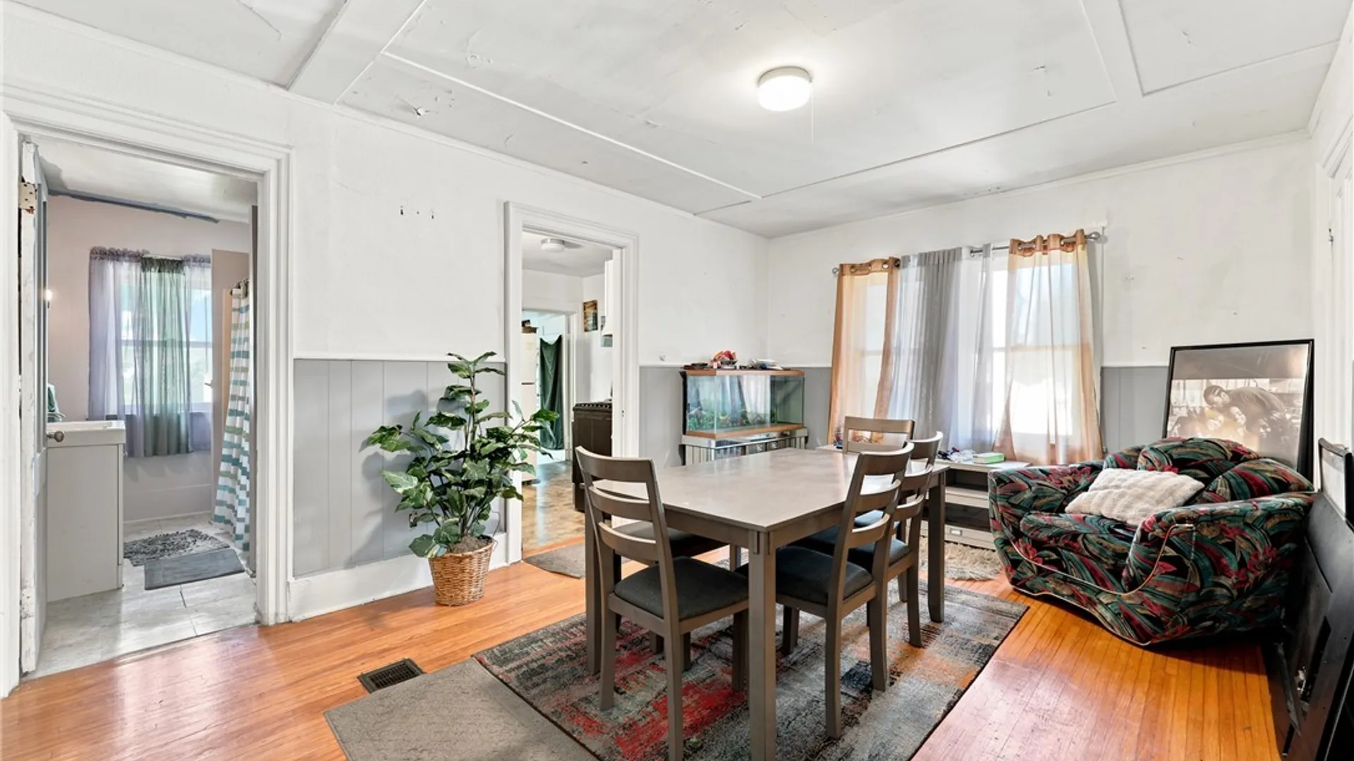 Property at 16 Park Place, Lockport City, NY 14094 14