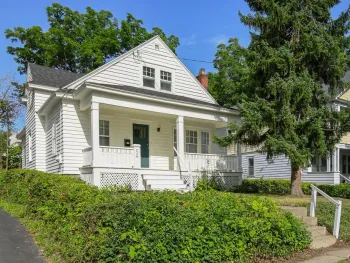 Property at 234 Kensington Place, Syracuse, NY 13210