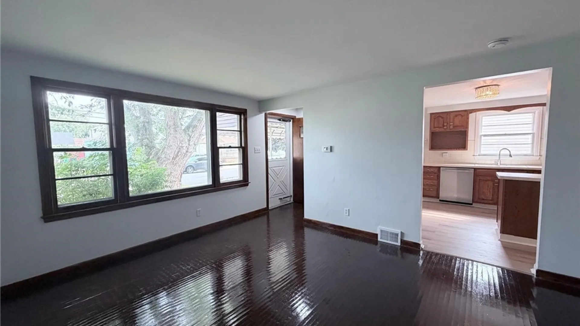 Property at 124 Kamper Avenue, Buffalo, NY 14210 5