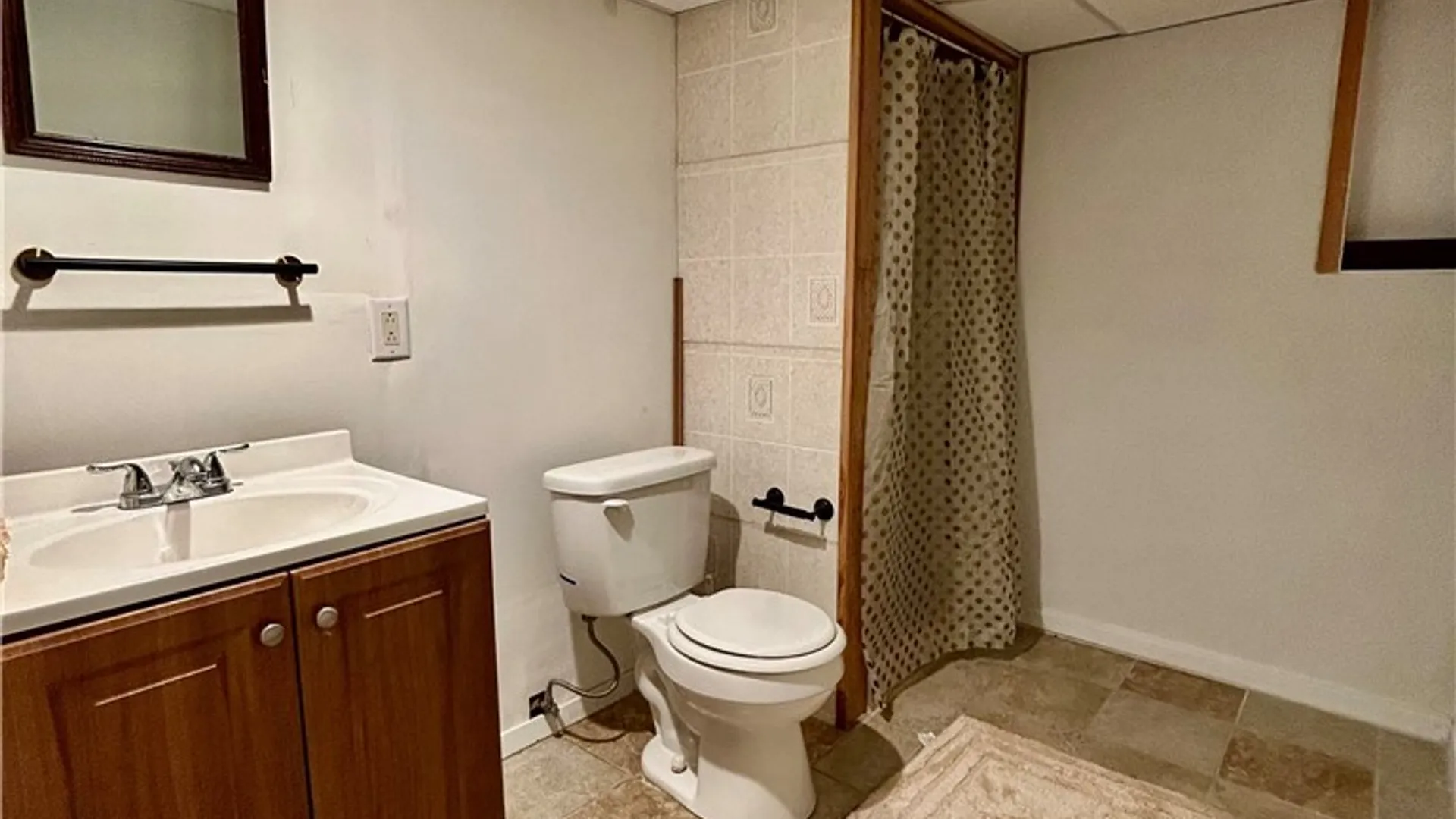 Property at 220 Treehaven Road, Cheektowaga, NY 14215 27