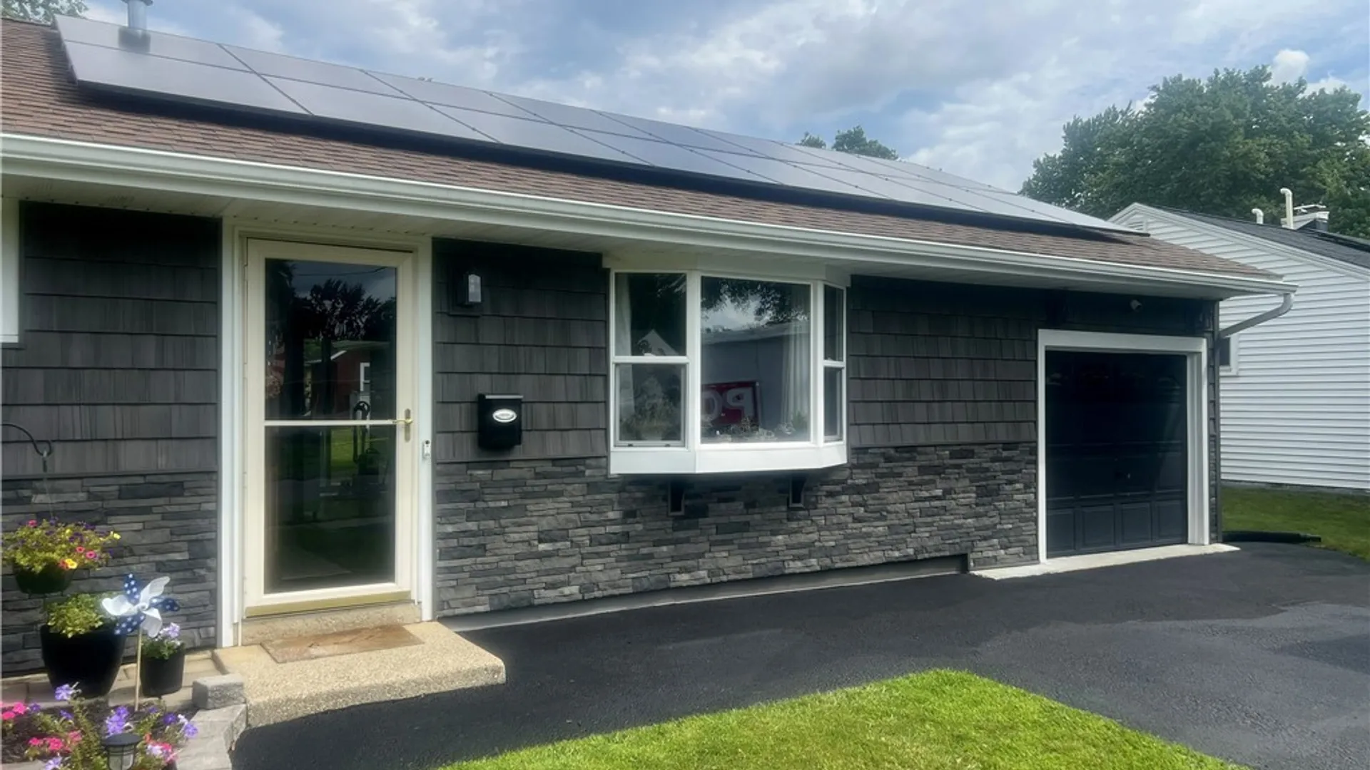 Property at 1674 Leah Drive, North Tonawanda, NY 14120 3