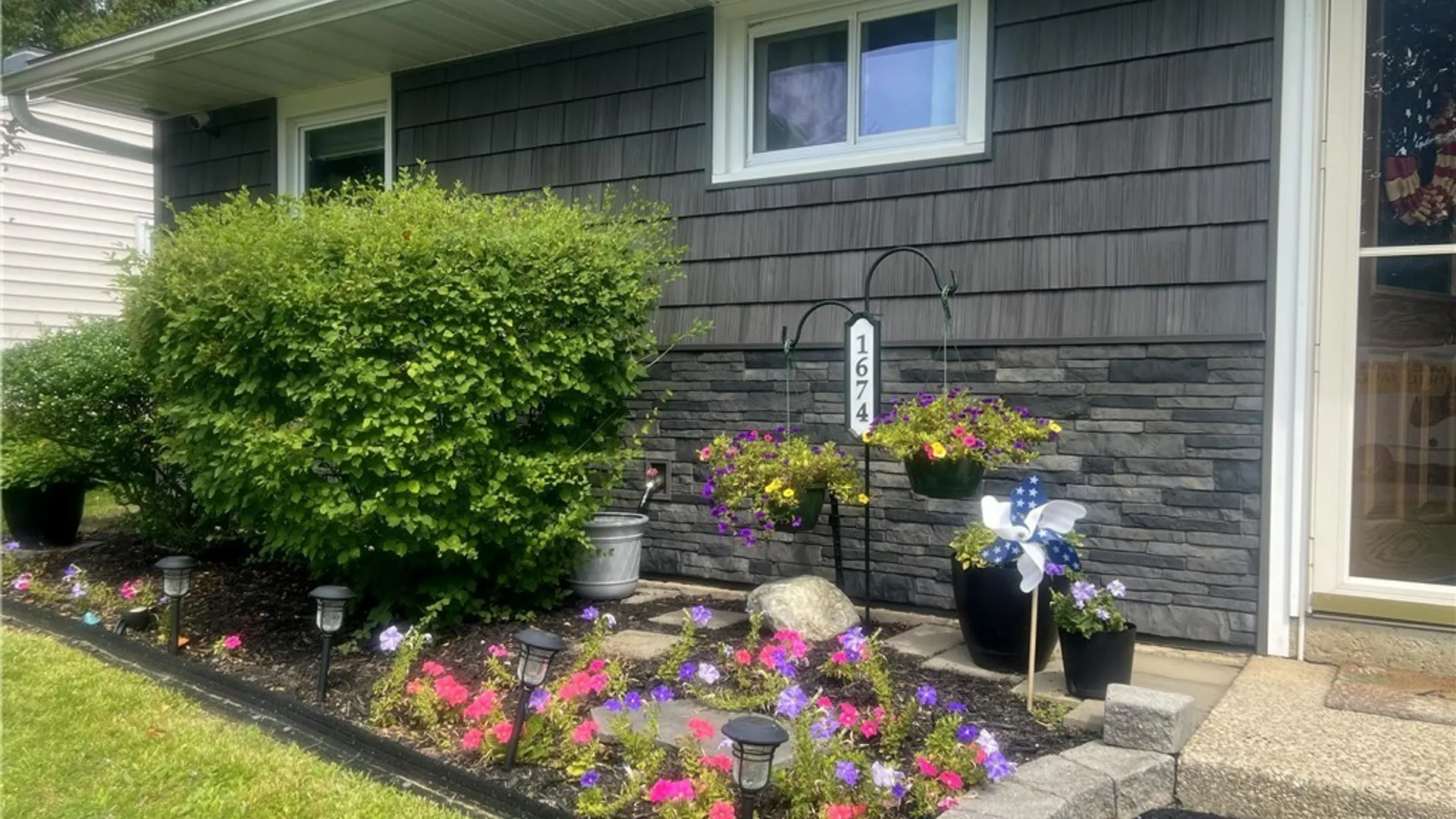Property at 1674 Leah Drive, North Tonawanda, NY 14120 4