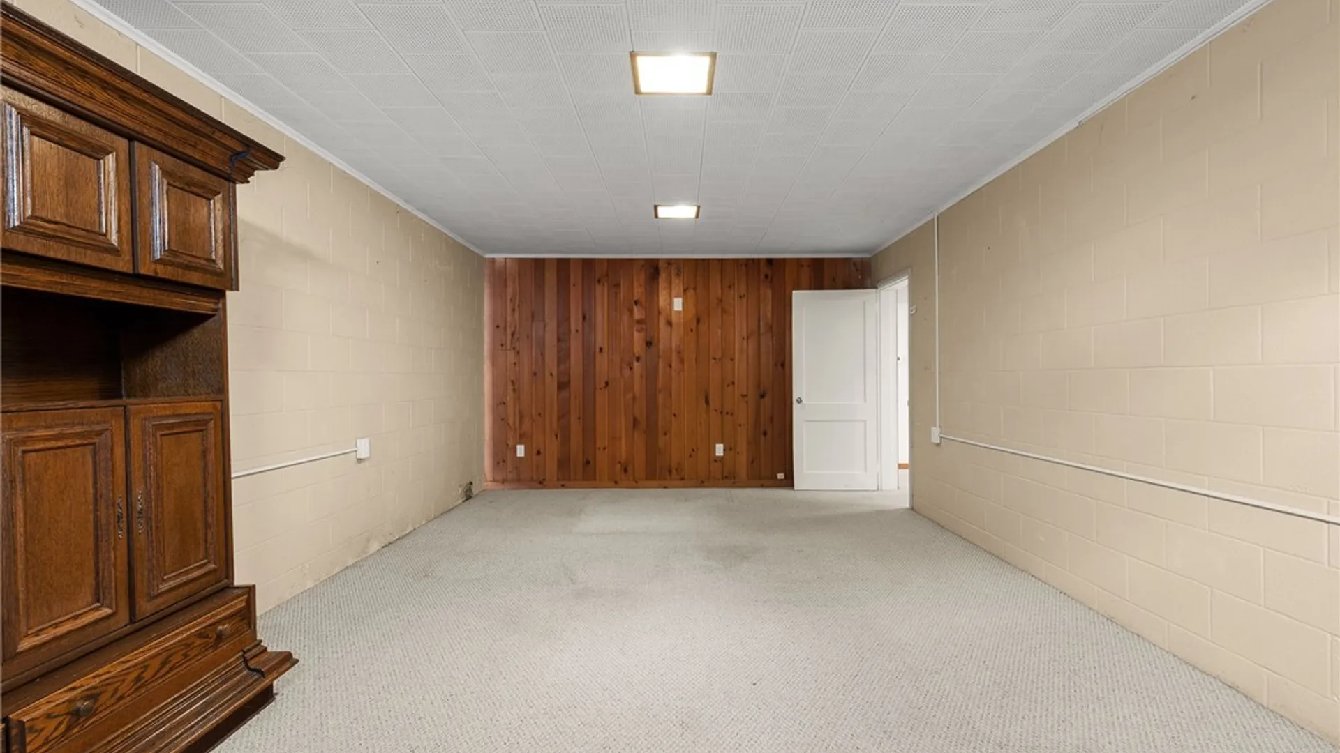 Property at 367 Broadway Avenue, Watertown City, NY 13601 35