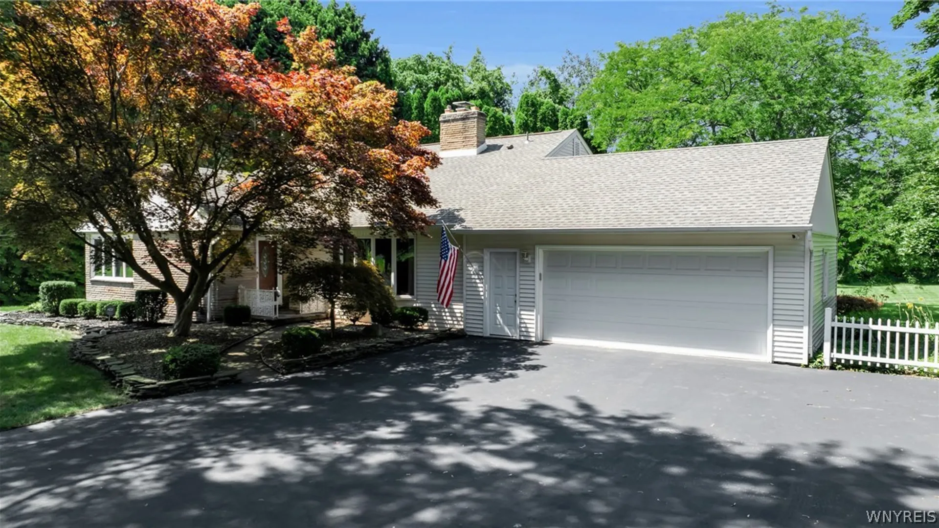 Property at 2717 New Road, Wilson, NY 14131 4