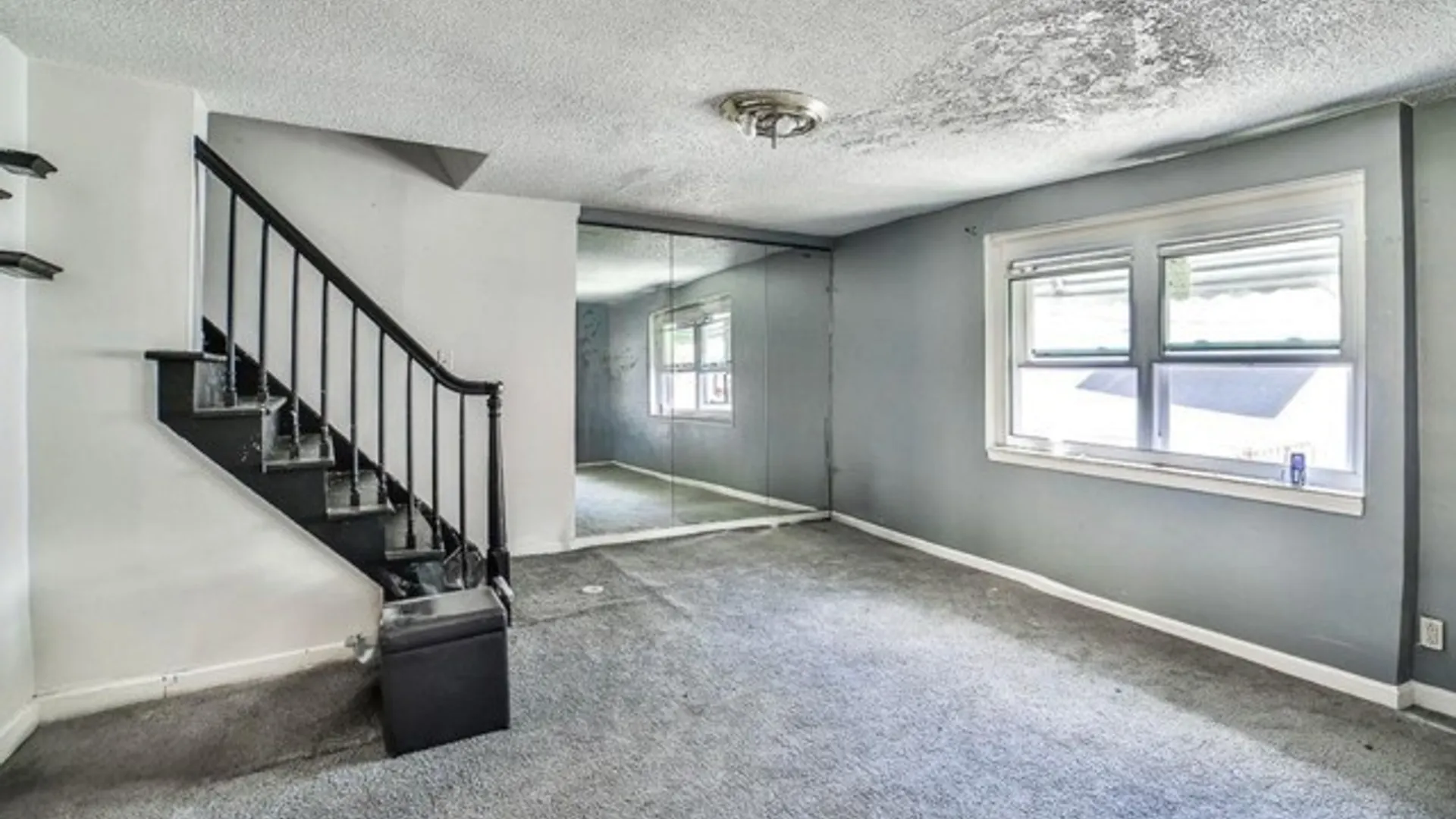 Property at 1080 Walden Avenue, Cheektowaga, NY 14211 4
