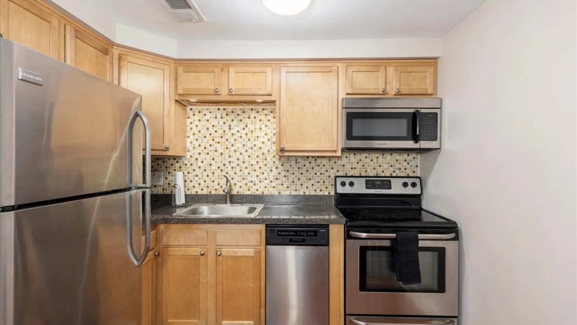 Property at 770 W Ferry Street, Buffalo, NY 14222 9