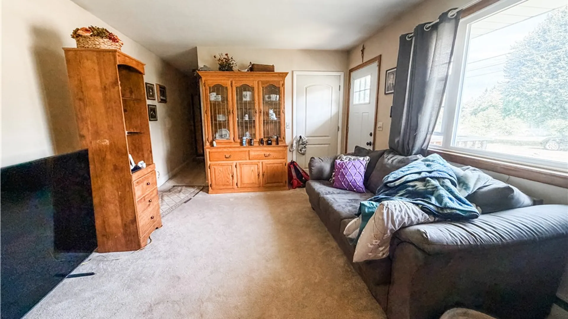 Property at 24 Center Street, Auburn, NY 13021 7