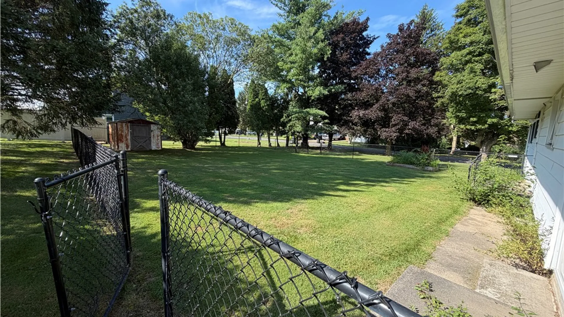Property at 24 Center Street, Auburn, NY 13021 25