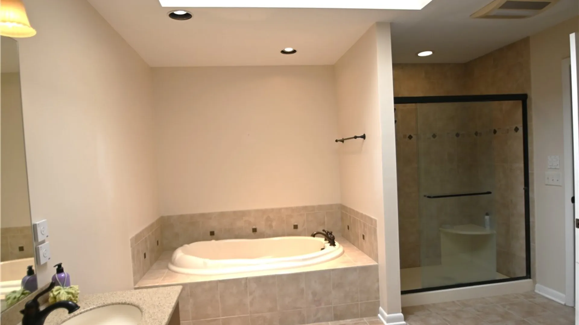 Property at 7 Saddle Hill, Mendon, NY 14472 27