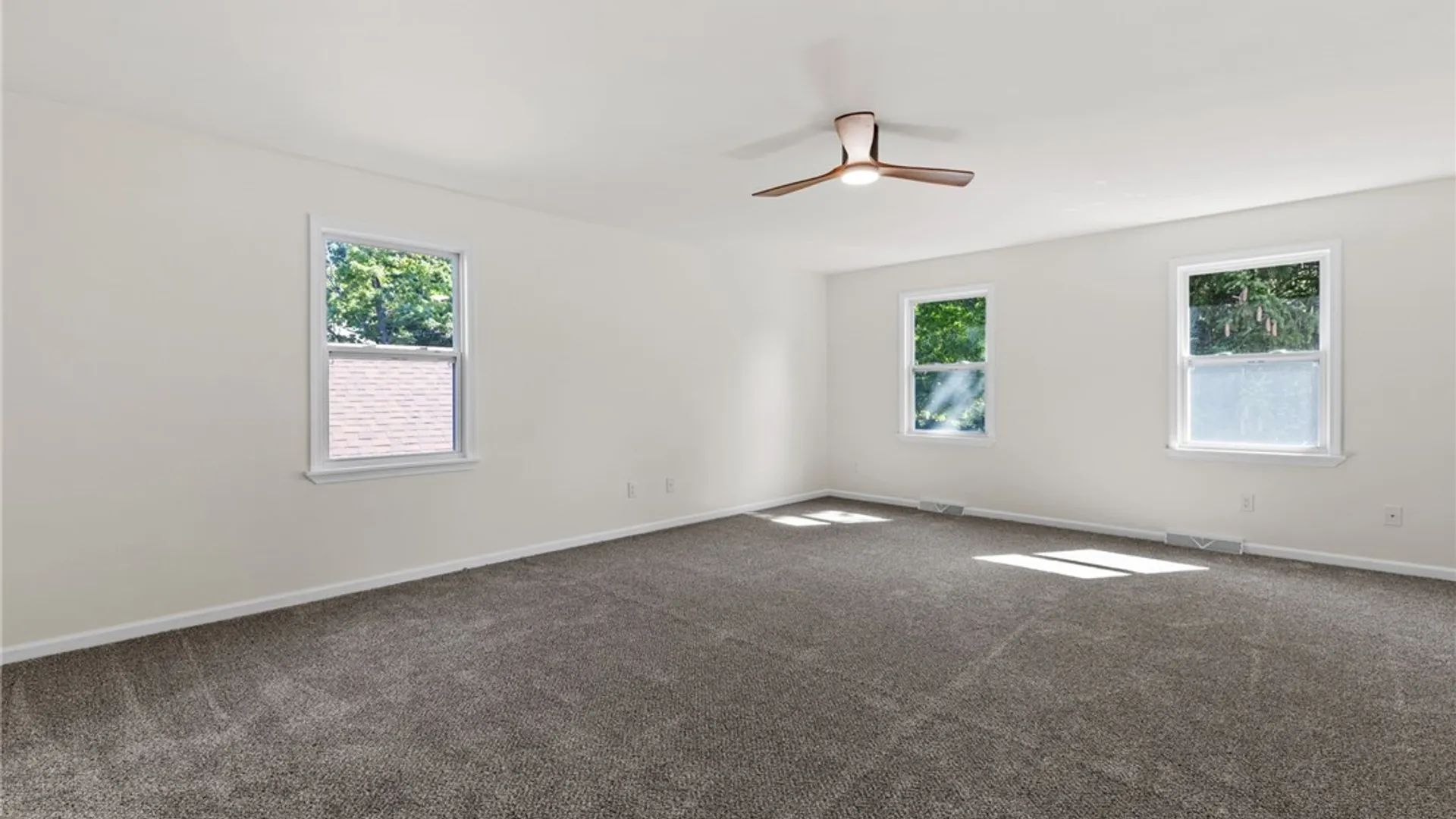 Property at 102 Smoke Rise Drive, Camillus, NY 13031 14