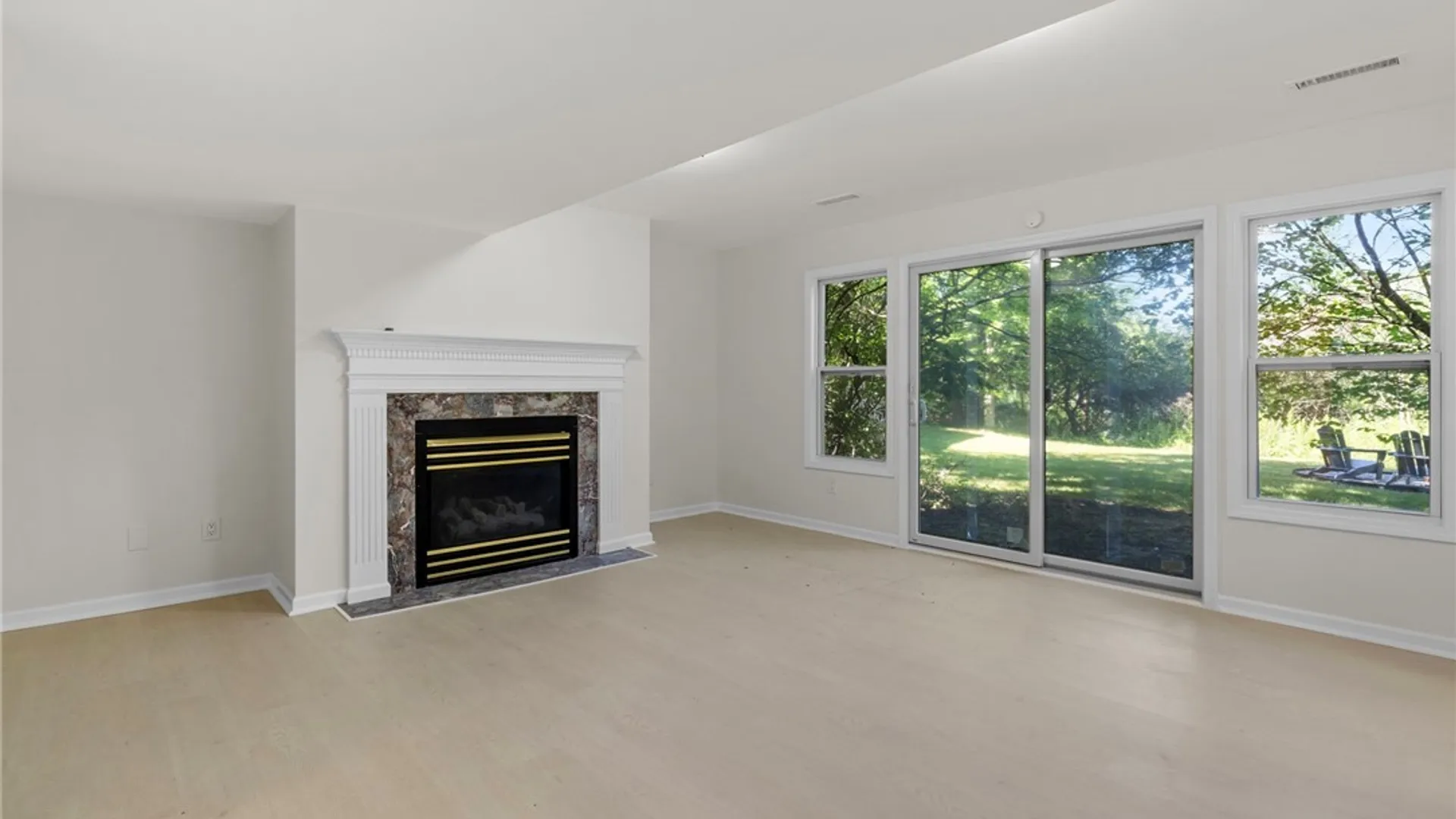 Property at 102 Smoke Rise Drive, Camillus, NY 13031 26