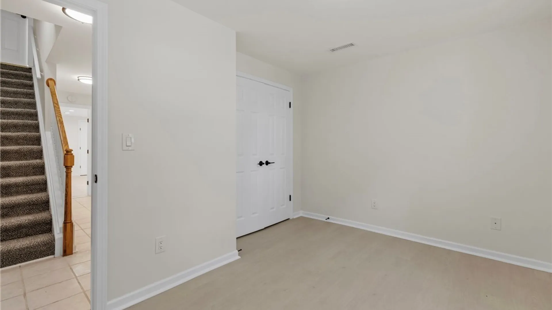 Property at 102 Smoke Rise Drive, Camillus, NY 13031 31