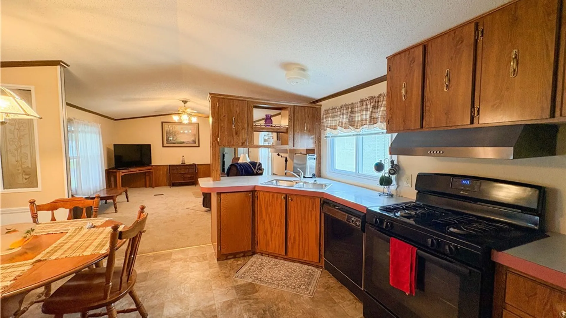 Property at 5066 Clinton, Batavia, NY 14020 12