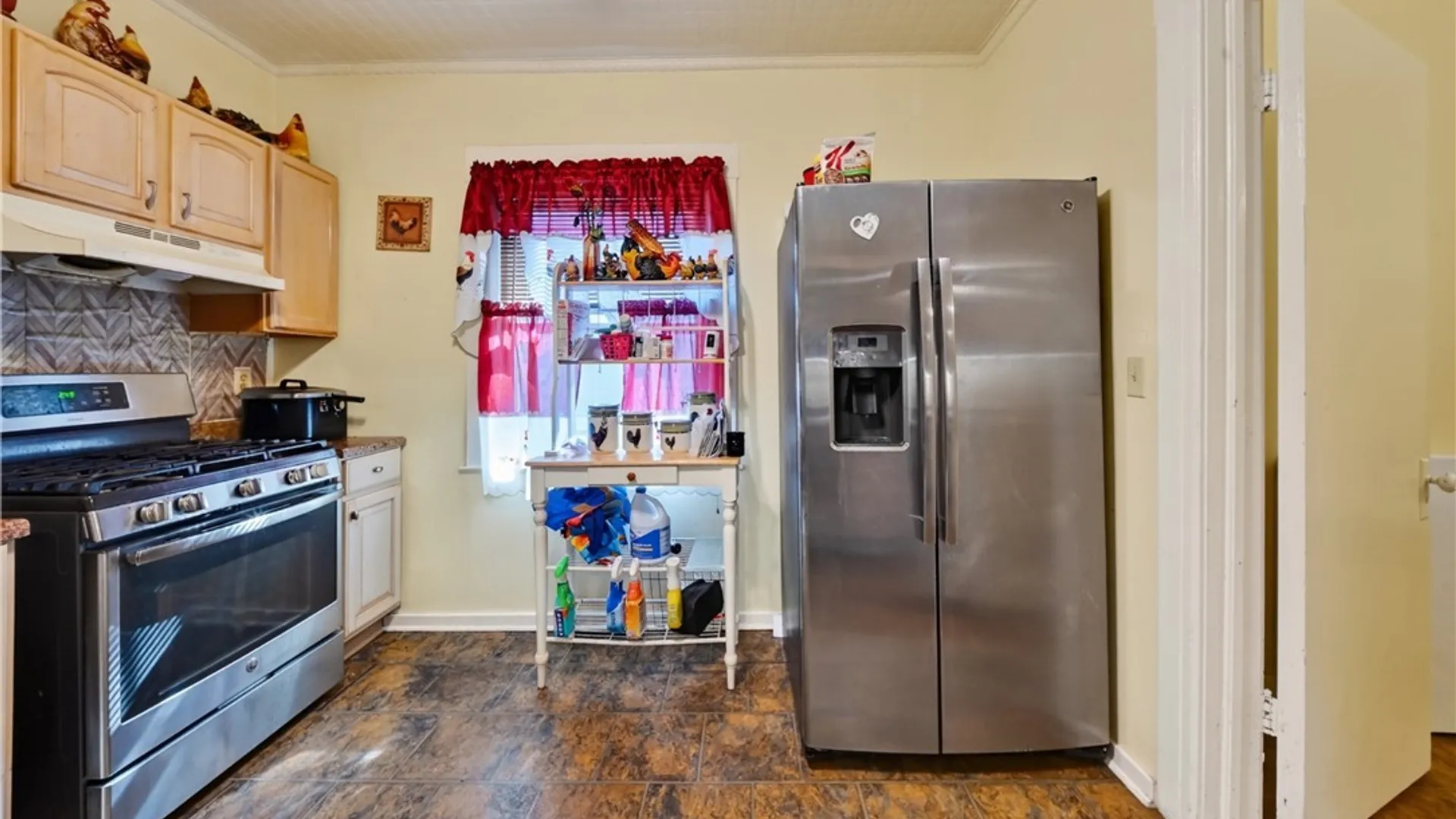 Property at 223 W Ostrander Avenue, Syracuse, NY 13205 14