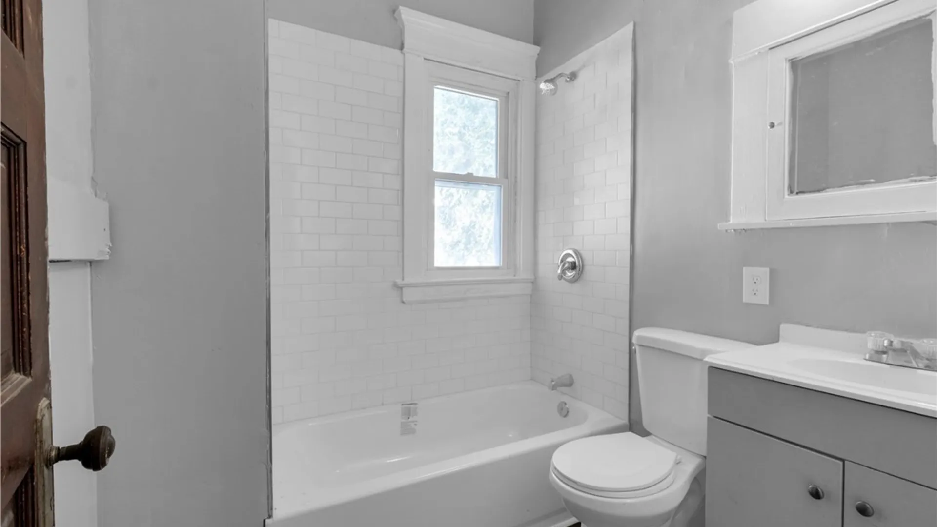 Property at 132 Royal Avenue, Buffalo, NY 14207 15