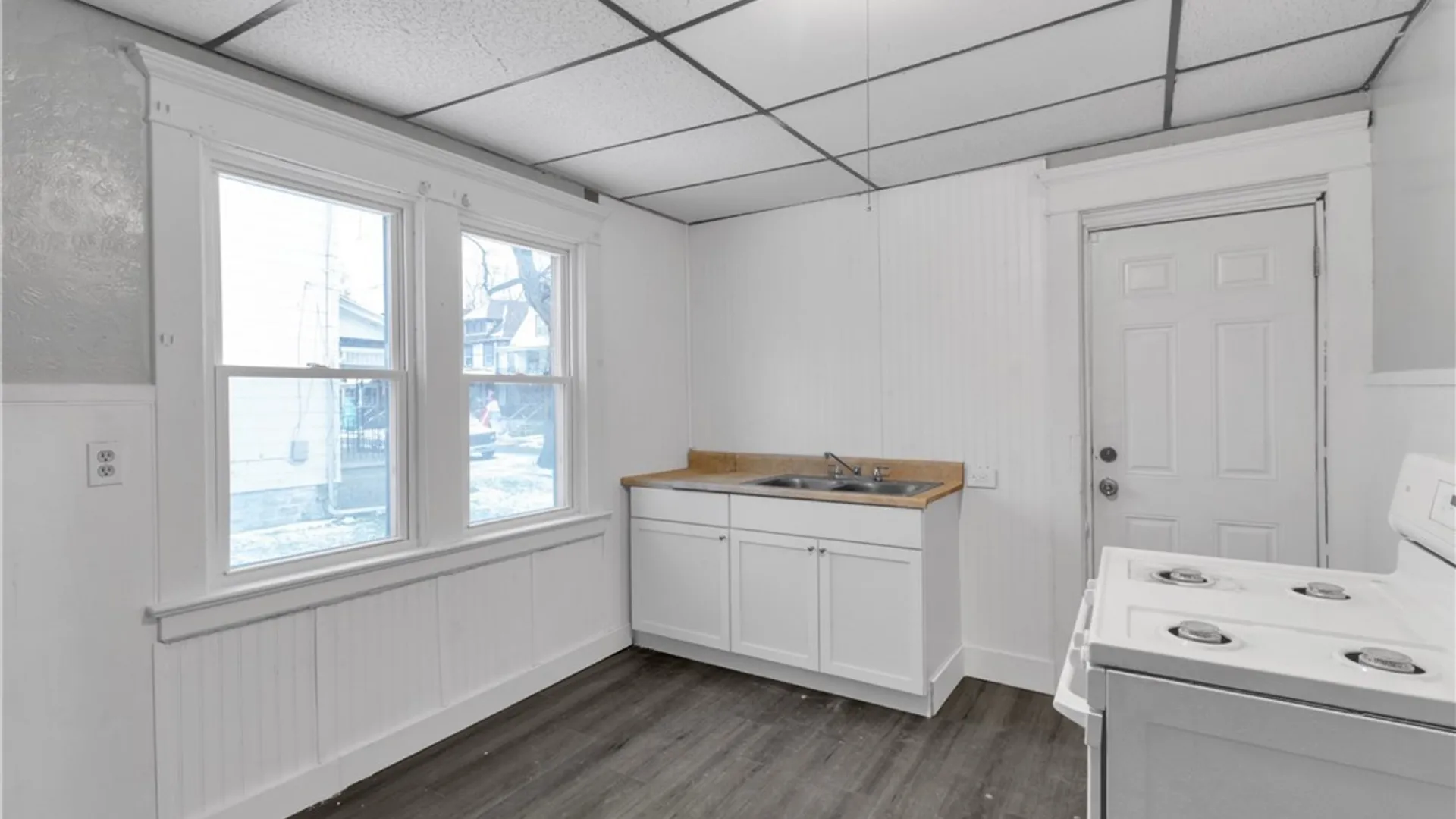 Property at 132 Royal Avenue, Buffalo, NY 14207 23