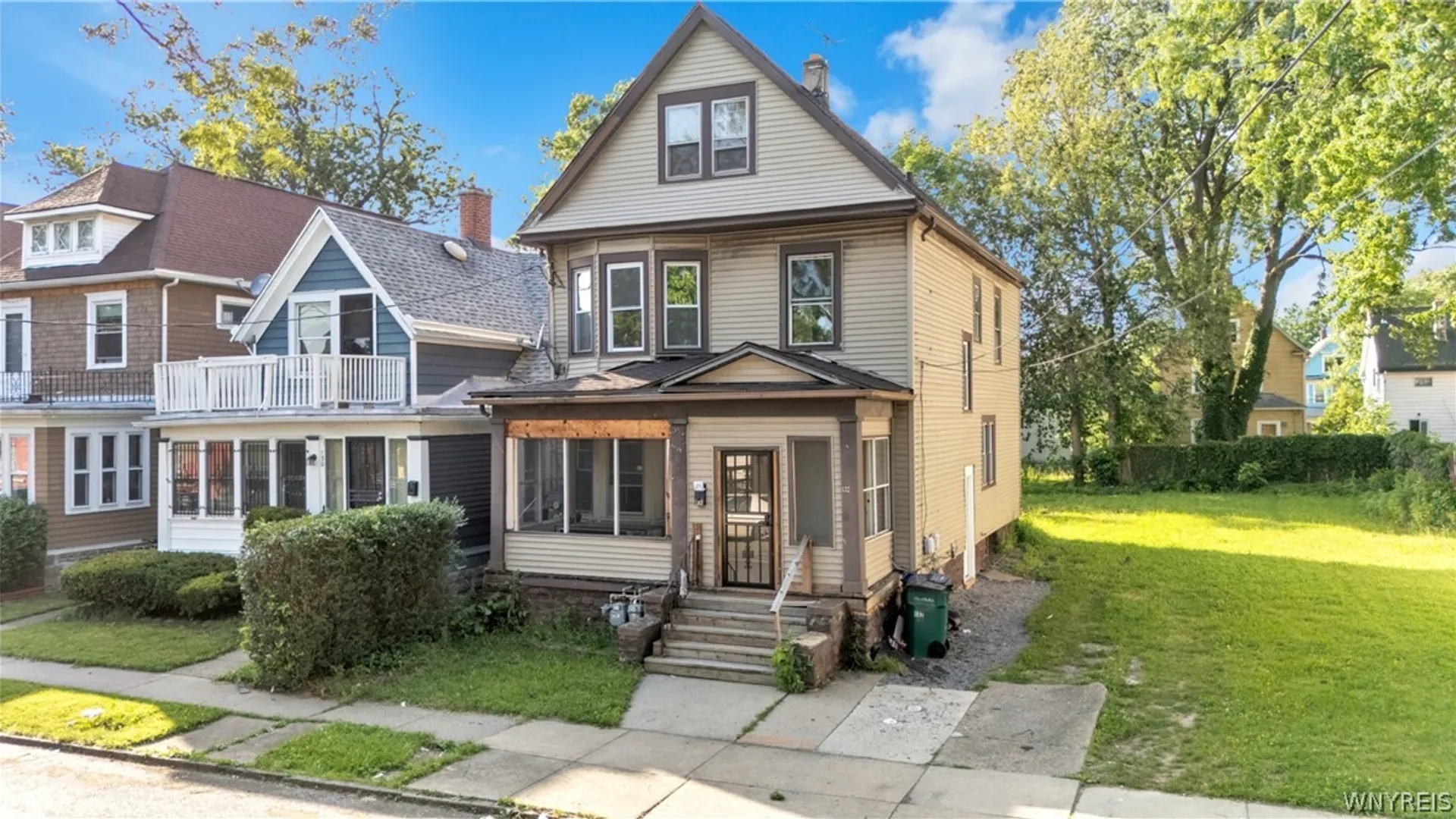 Property at 132 Royal Avenue, Buffalo, NY 14207 32