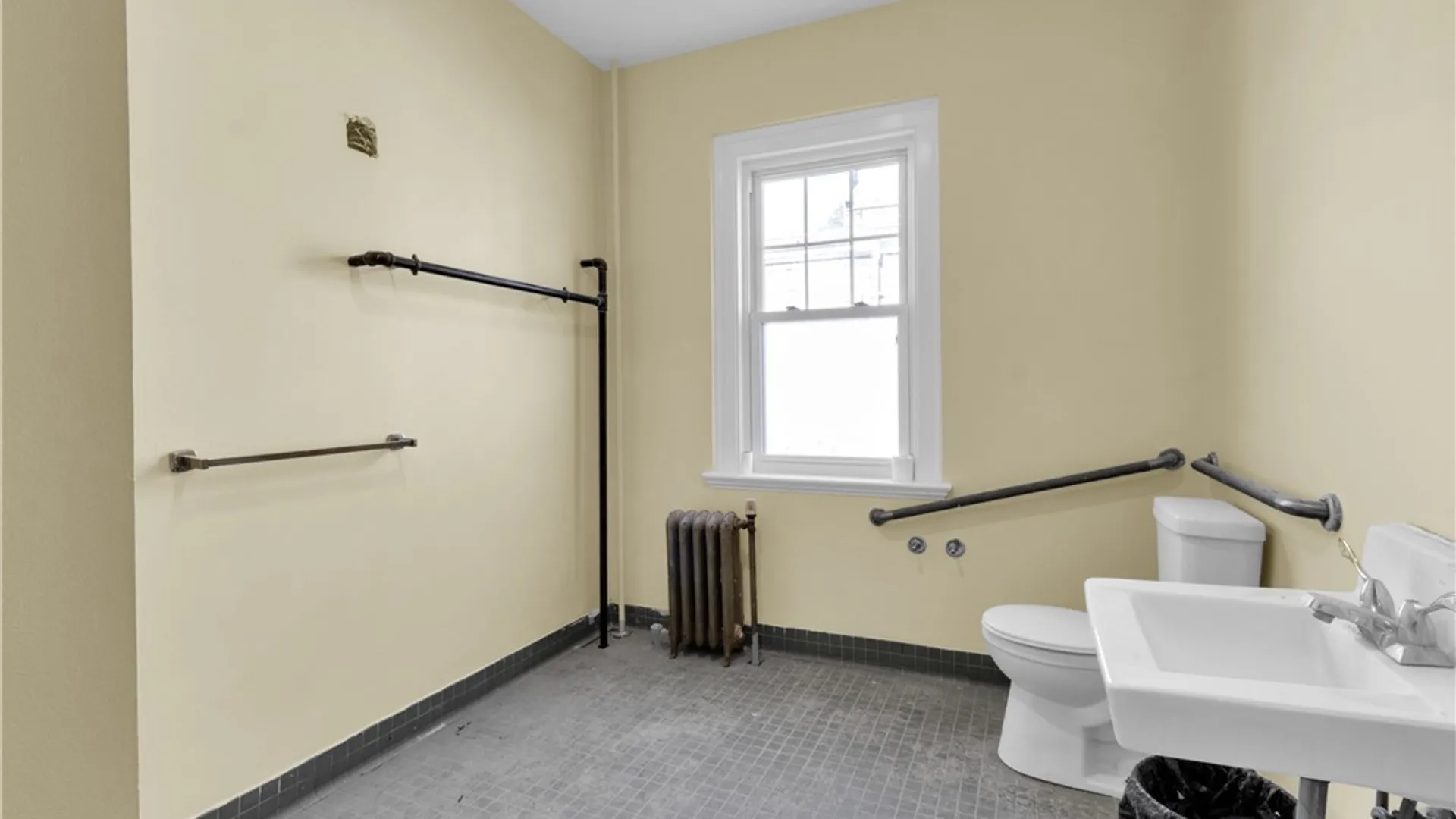 Property at 228 Brinkman Avenue, Buffalo, NY 14211 17