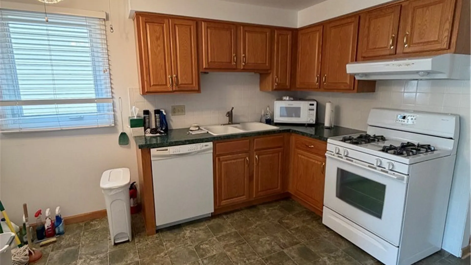 Property at 61 Chatsworth Avenue, Tonawanda, NY 14217 6