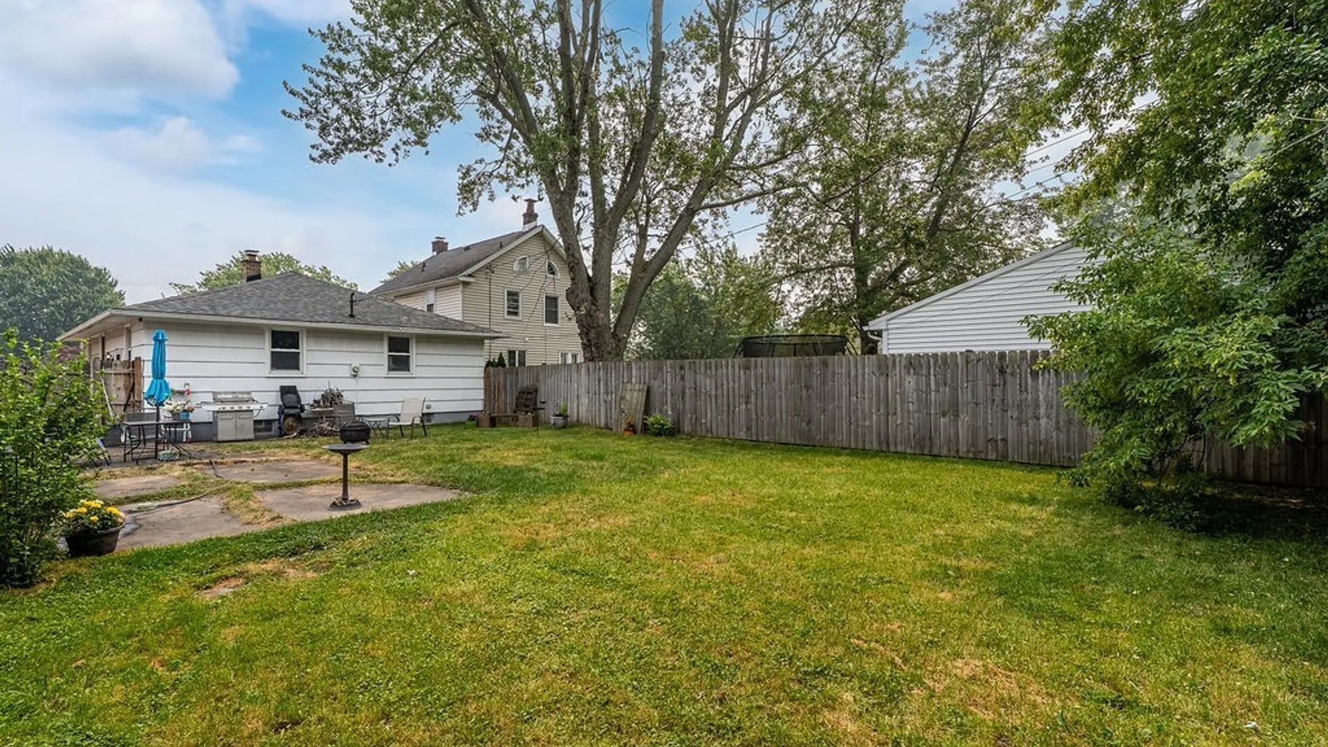 Property at 160 Parkhurst Boulevard, Tonawanda, NY 14223 16