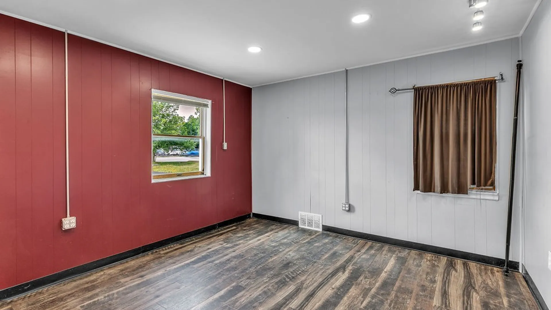 Property at 1791 Grand Island Boulevard, Grand Island, NY 14072 17
