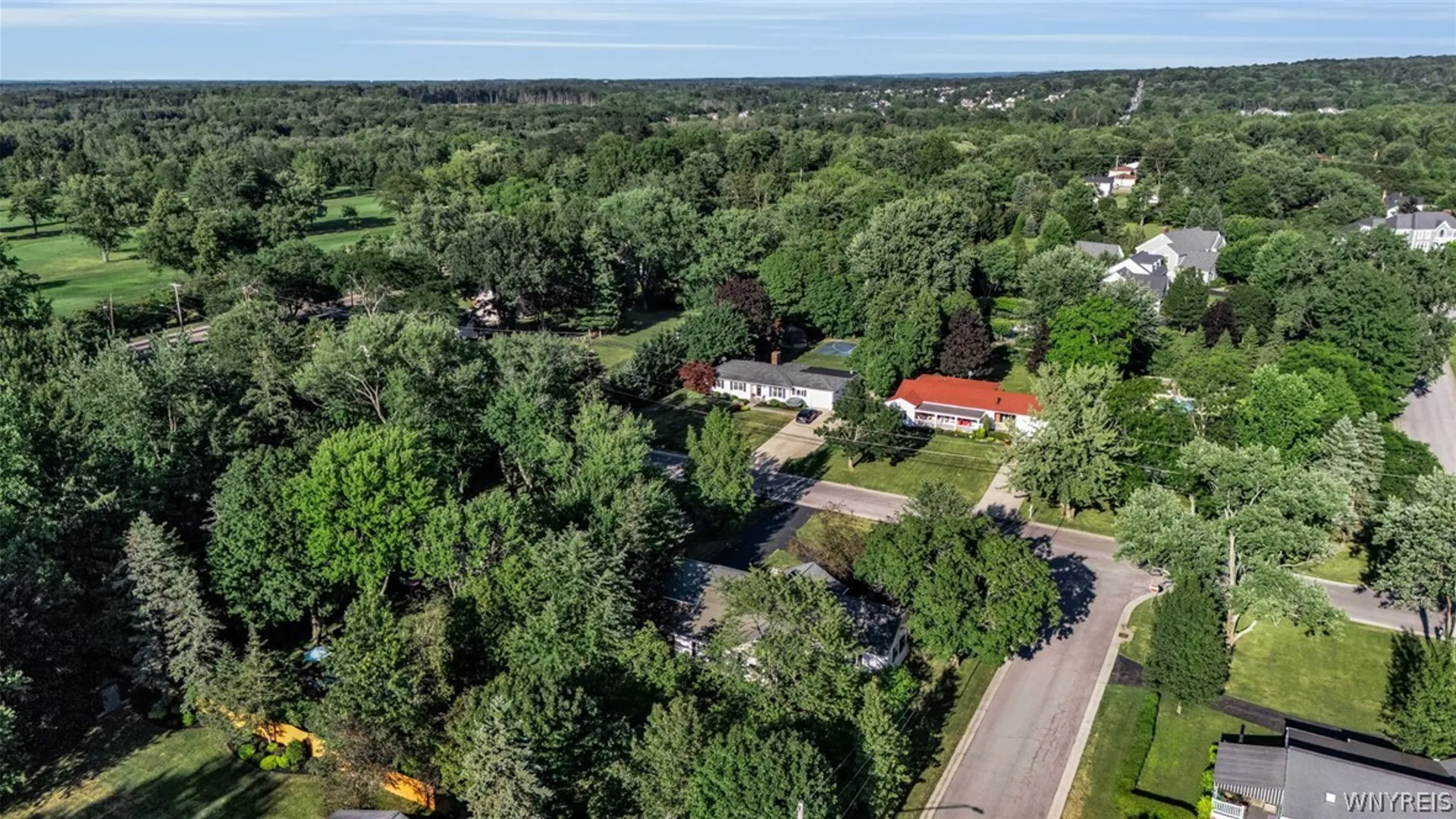 Property at 16 South Lane, Orchard Park, NY 14127 5