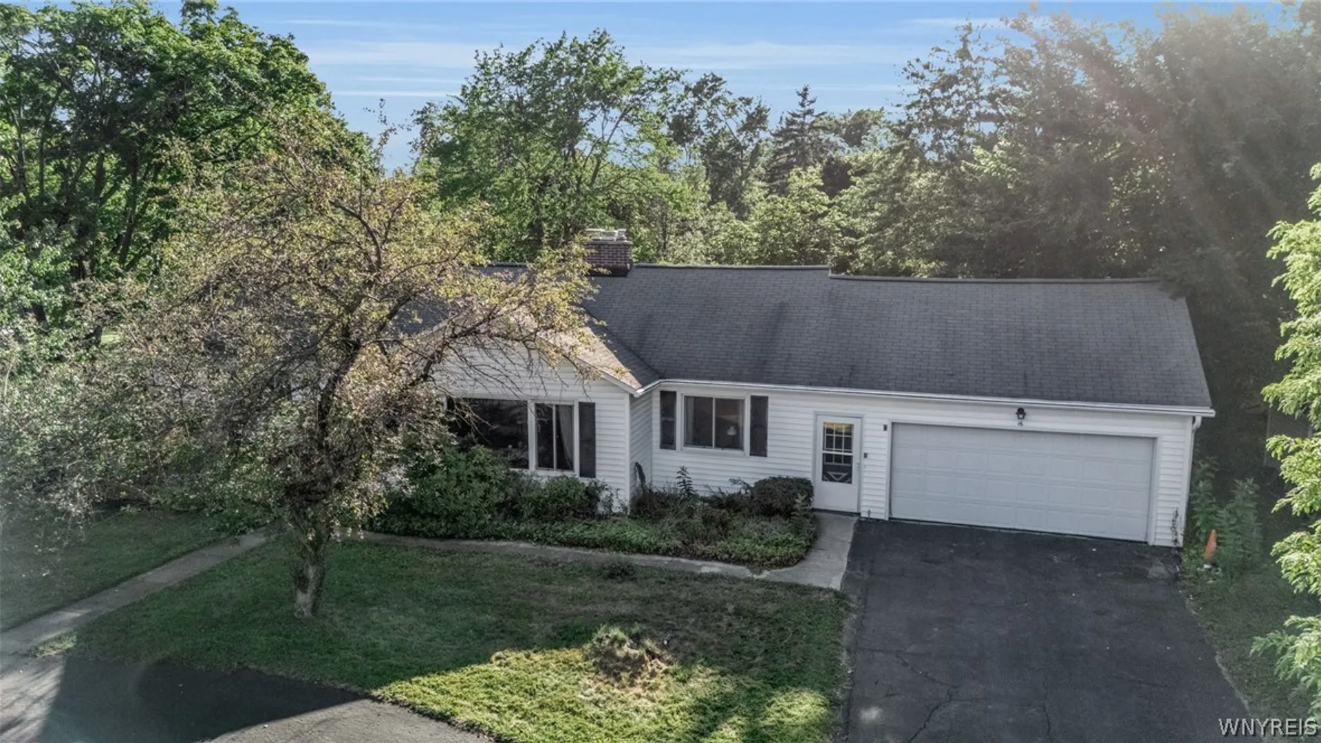 Property at 16 South Lane, Orchard Park, NY 14127 7