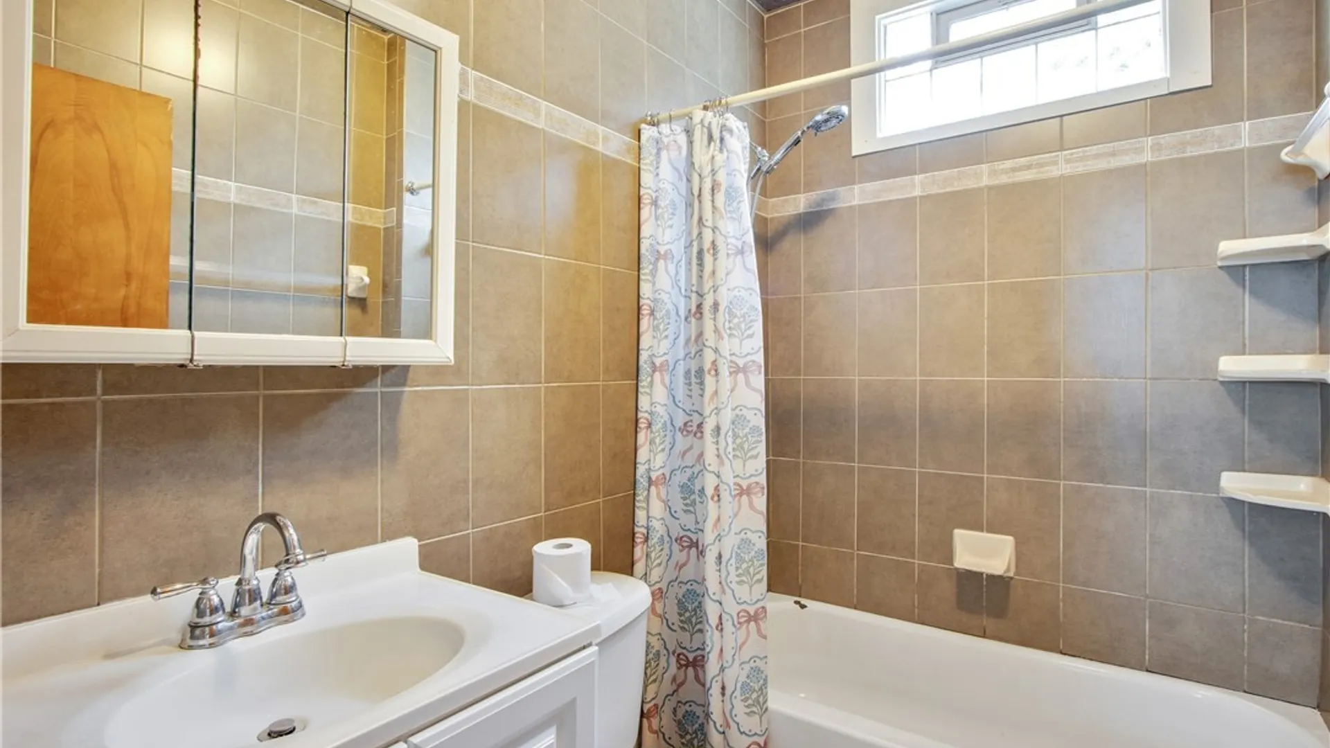 Property at 1784 William Street, Buffalo, NY 14206 17